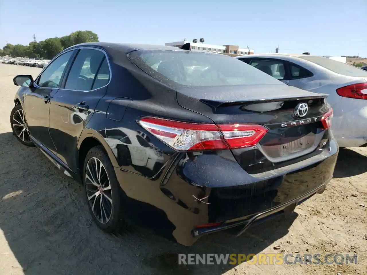 3 Photograph of a damaged car 4T1G11AK9LU871635 TOYOTA CAMRY 2020