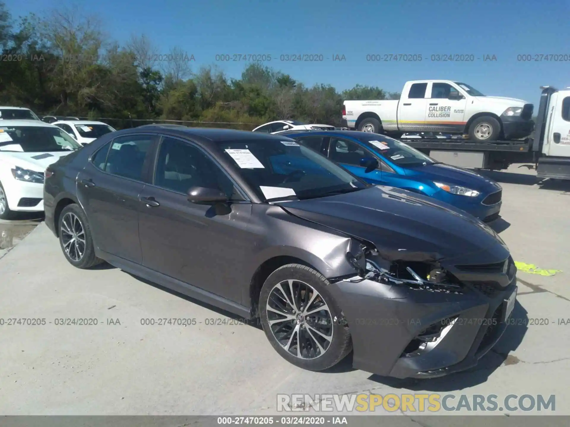 1 Photograph of a damaged car 4T1G11AK9LU908408 TOYOTA CAMRY 2020