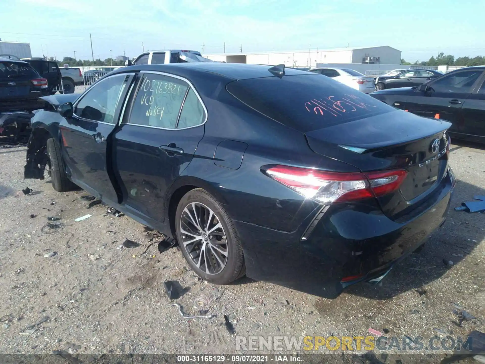 3 Photograph of a damaged car 4T1G11AK9LU915892 TOYOTA CAMRY 2020