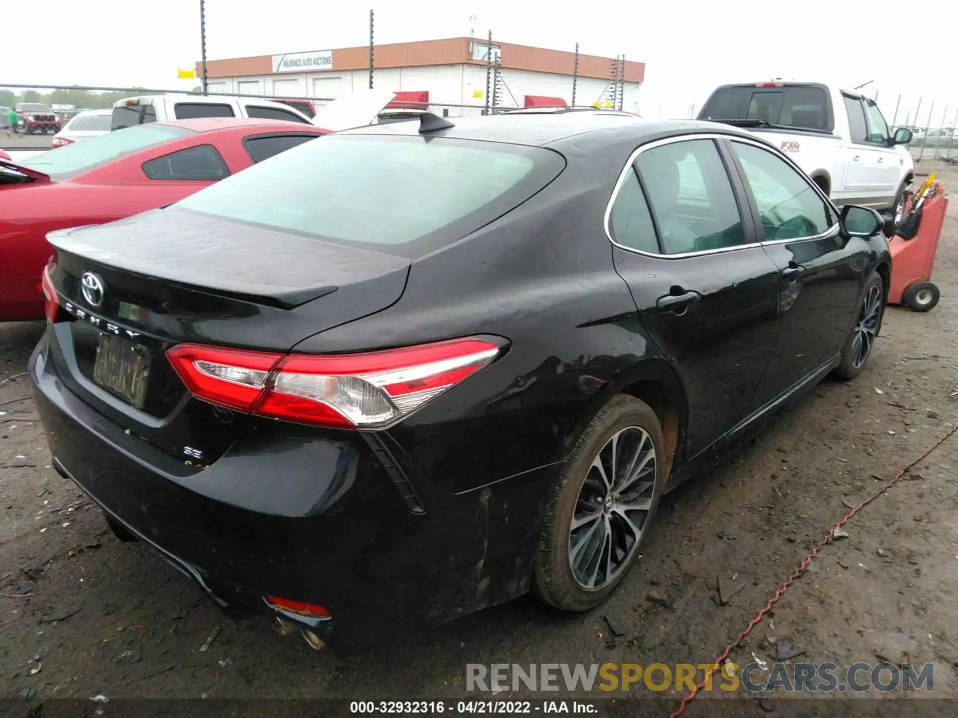 4 Photograph of a damaged car 4T1G11AK9LU930182 TOYOTA CAMRY 2020