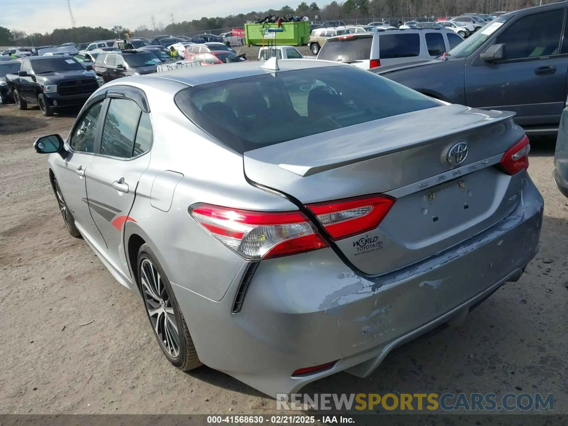 3 Photograph of a damaged car 4T1G11AK9LU939657 TOYOTA CAMRY 2020