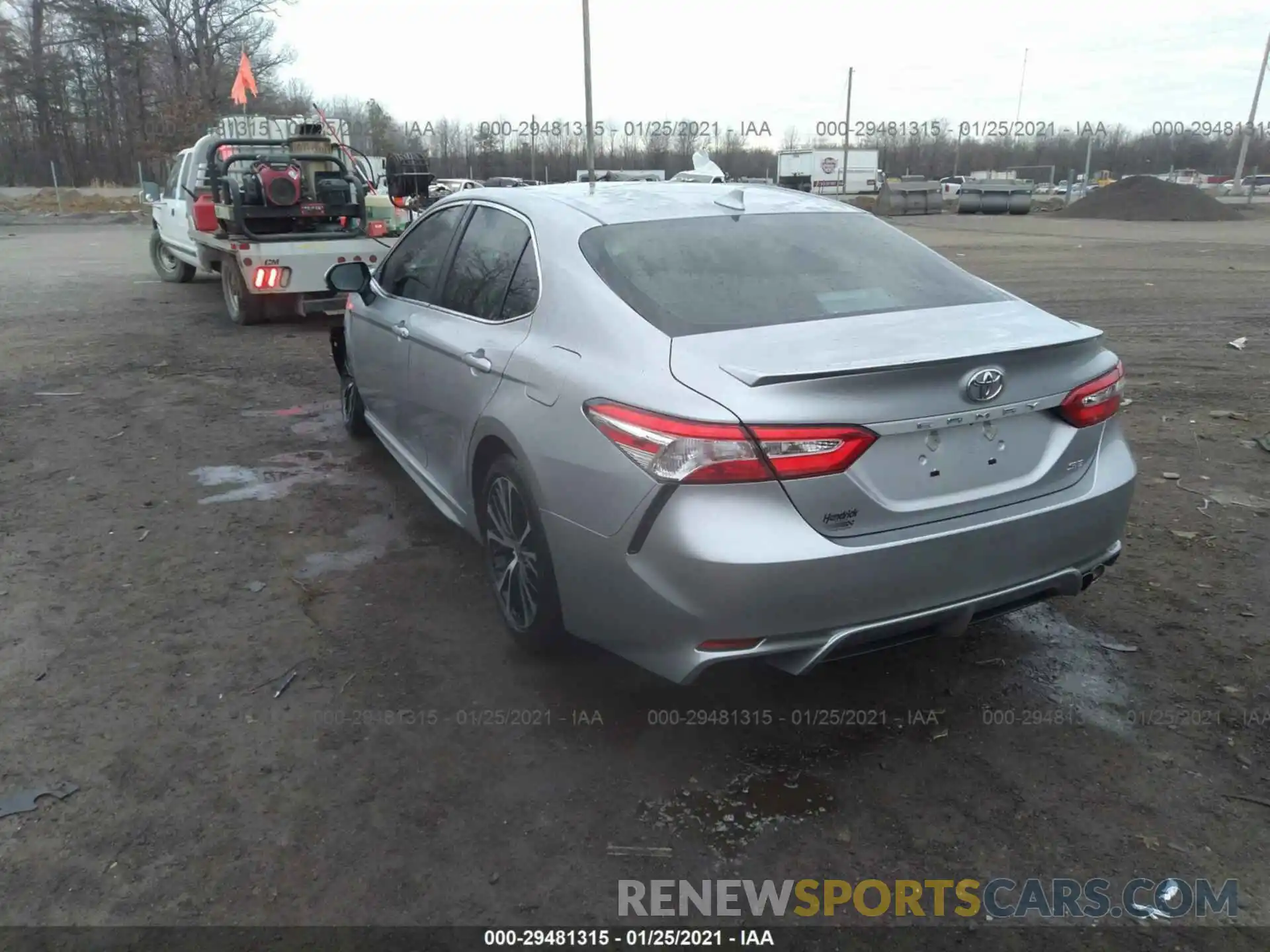 3 Photograph of a damaged car 4T1G11AK9LU952568 TOYOTA CAMRY 2020