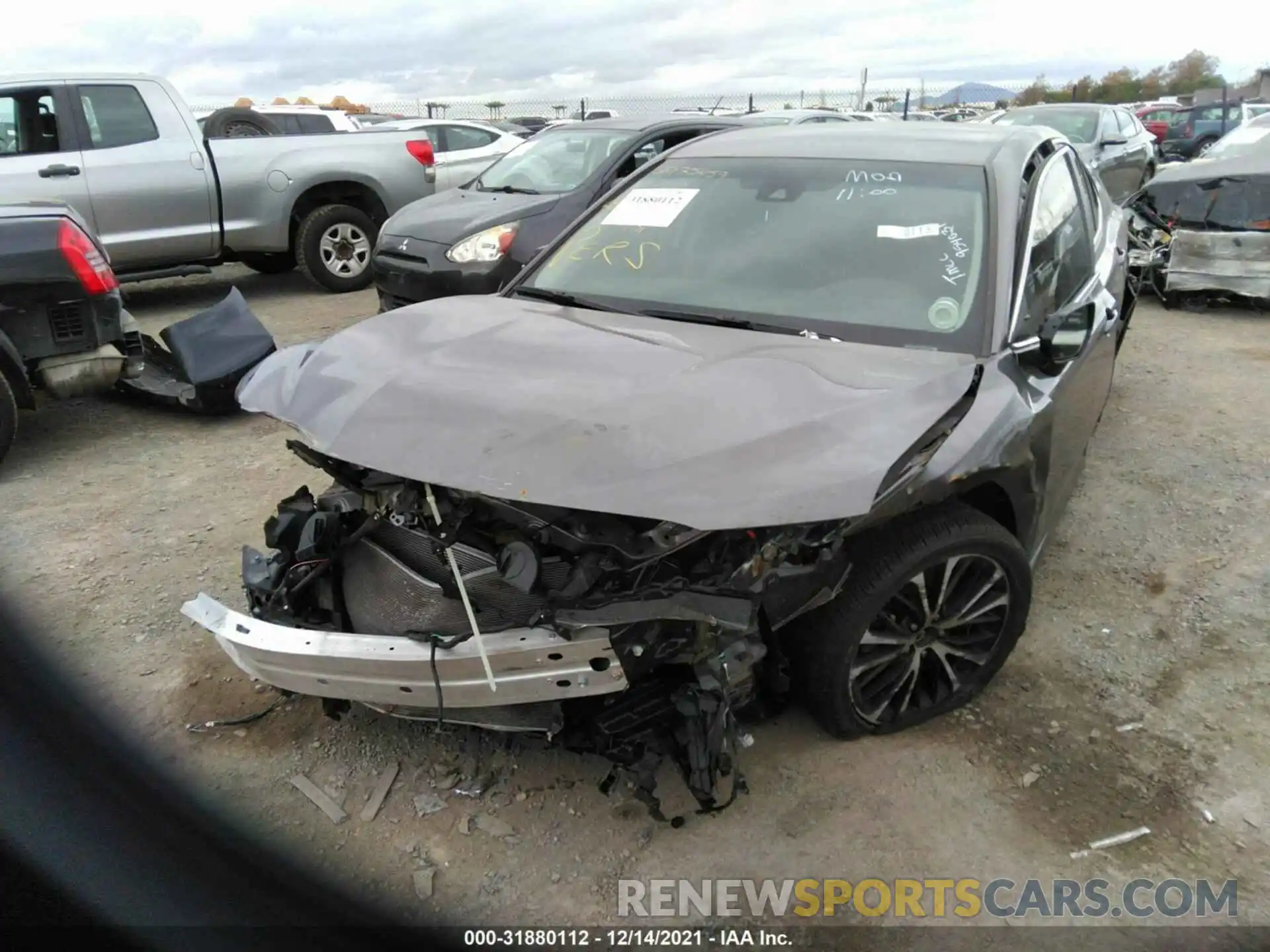 2 Photograph of a damaged car 4T1G11AK9LU954031 TOYOTA CAMRY 2020