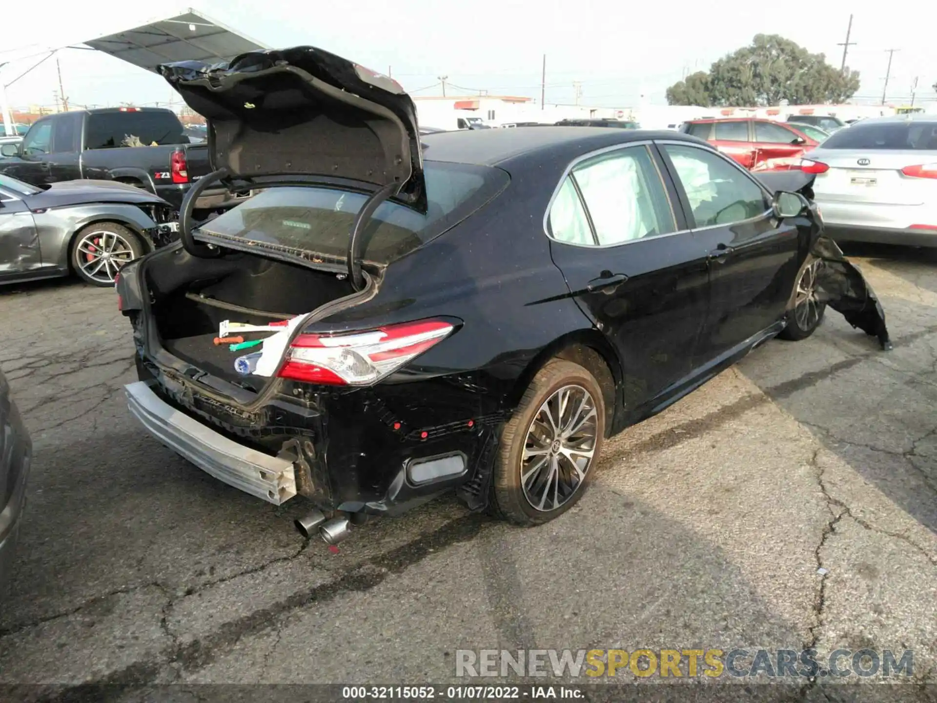 4 Photograph of a damaged car 4T1G11AK9LU956605 TOYOTA CAMRY 2020