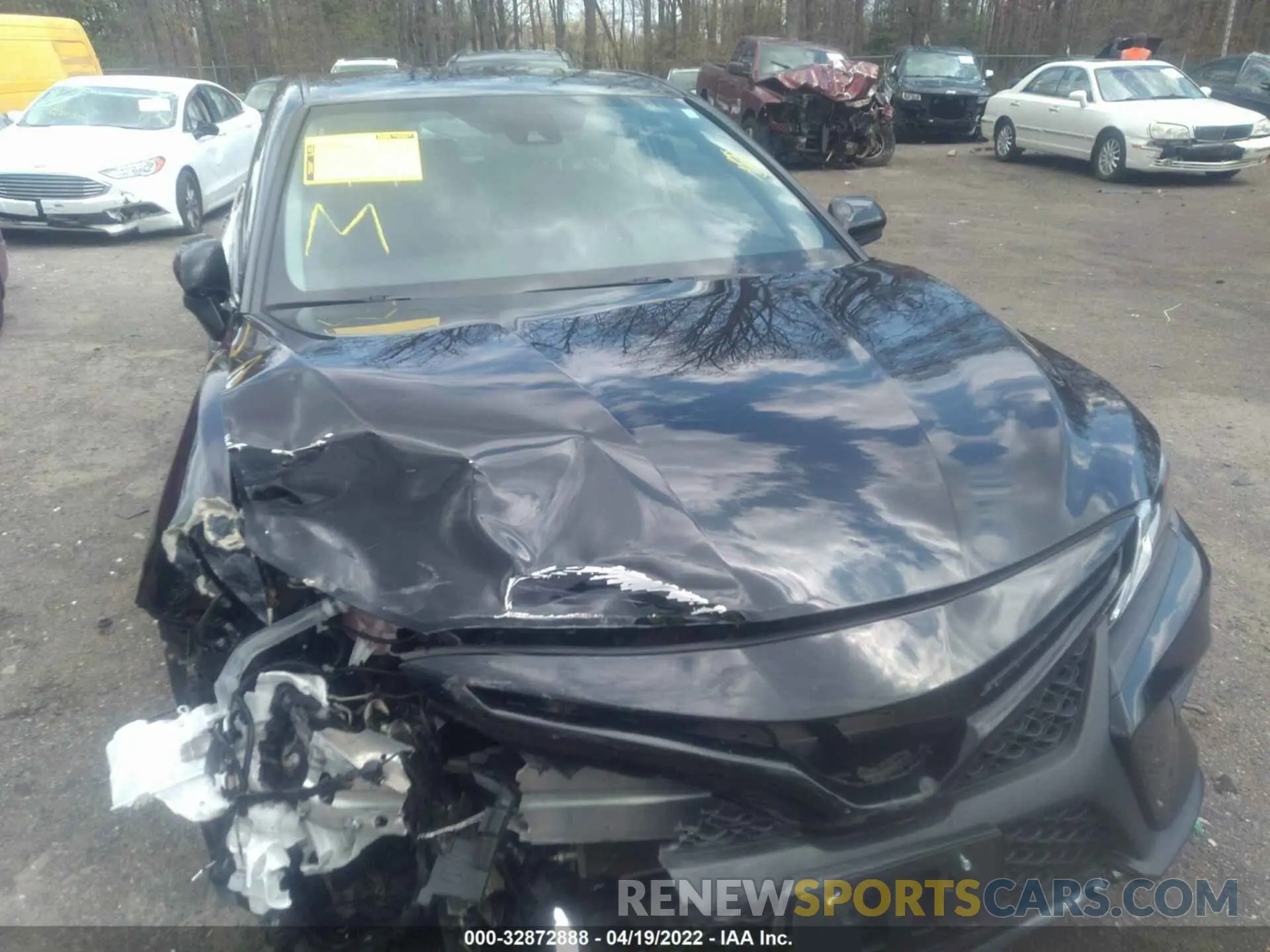 6 Photograph of a damaged car 4T1G11AK9LU965952 TOYOTA CAMRY 2020