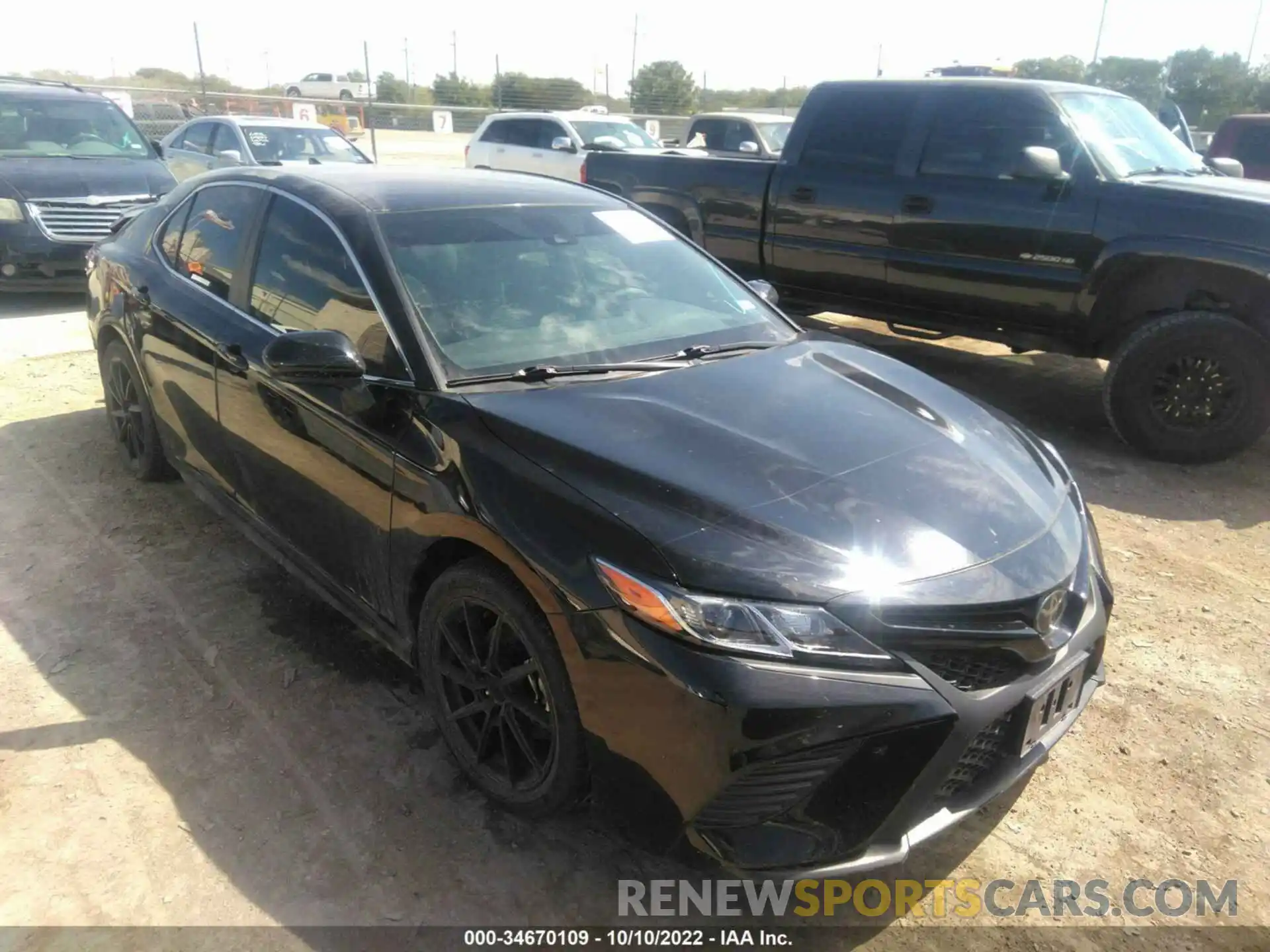 1 Photograph of a damaged car 4T1G11AK9LU967295 TOYOTA CAMRY 2020