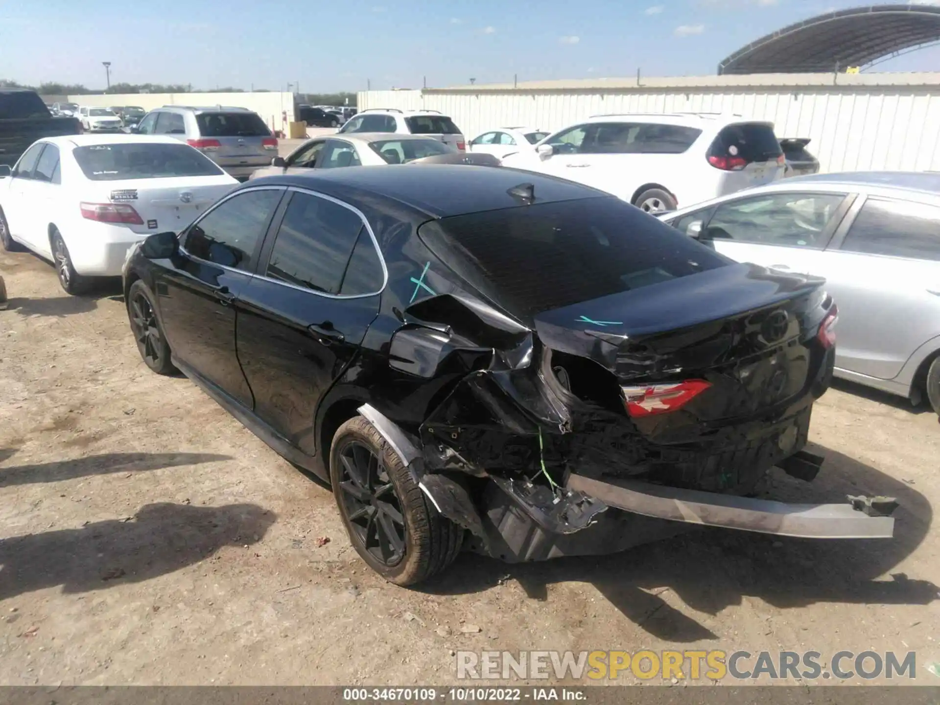 3 Photograph of a damaged car 4T1G11AK9LU967295 TOYOTA CAMRY 2020