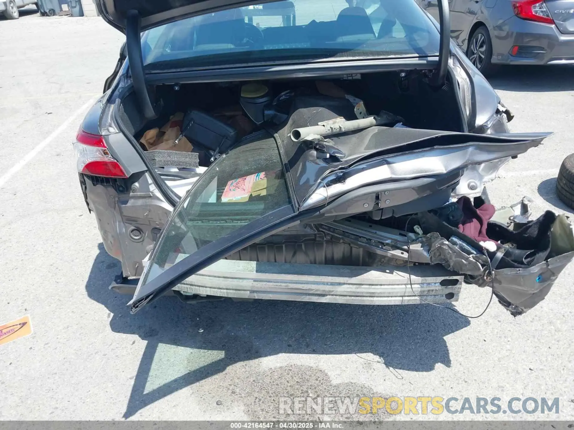 11 Photograph of a damaged car 4T1G11AK9LU972612 TOYOTA CAMRY 2020