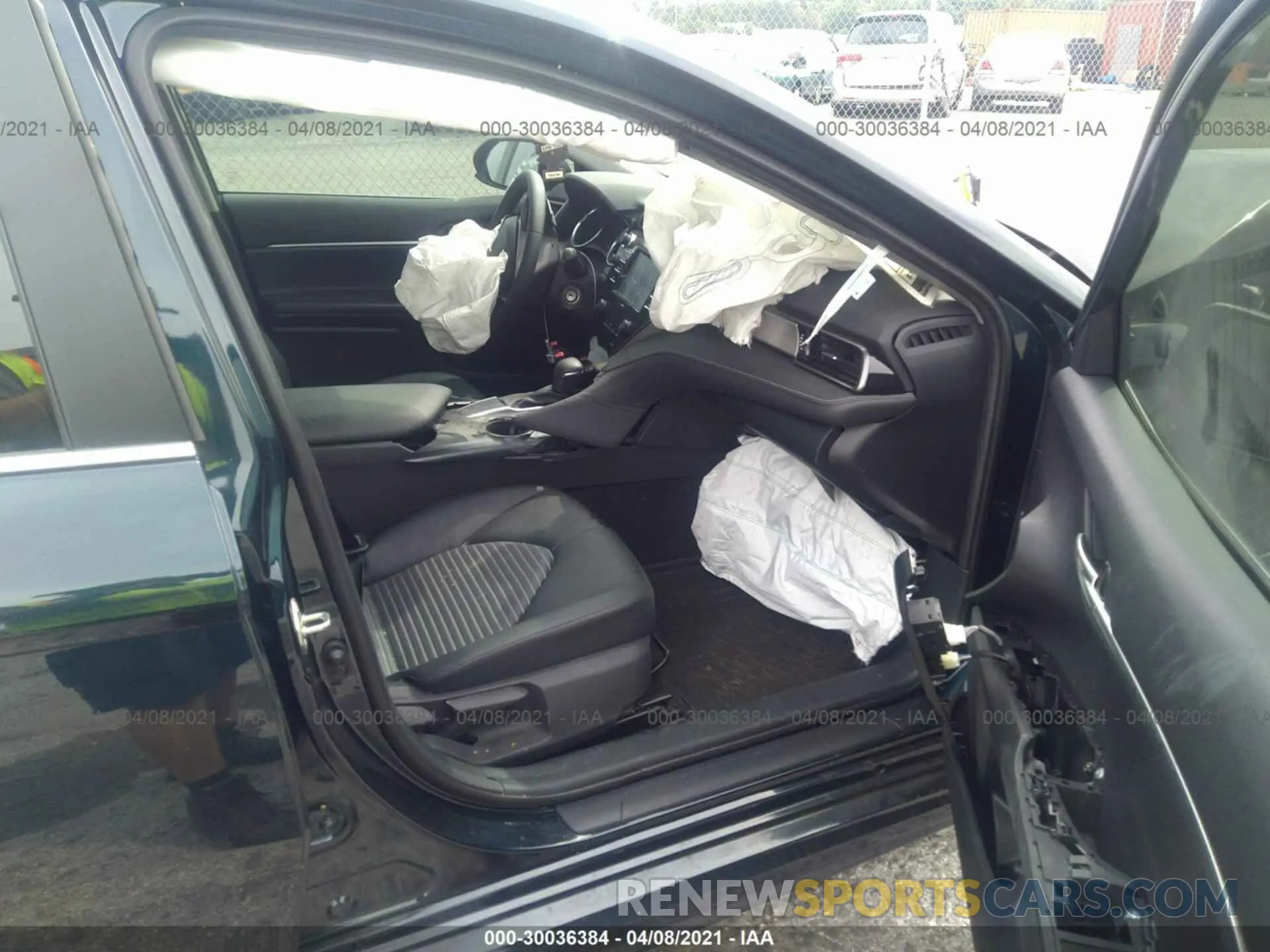 5 Photograph of a damaged car 4T1G11AK9LU973596 TOYOTA CAMRY 2020