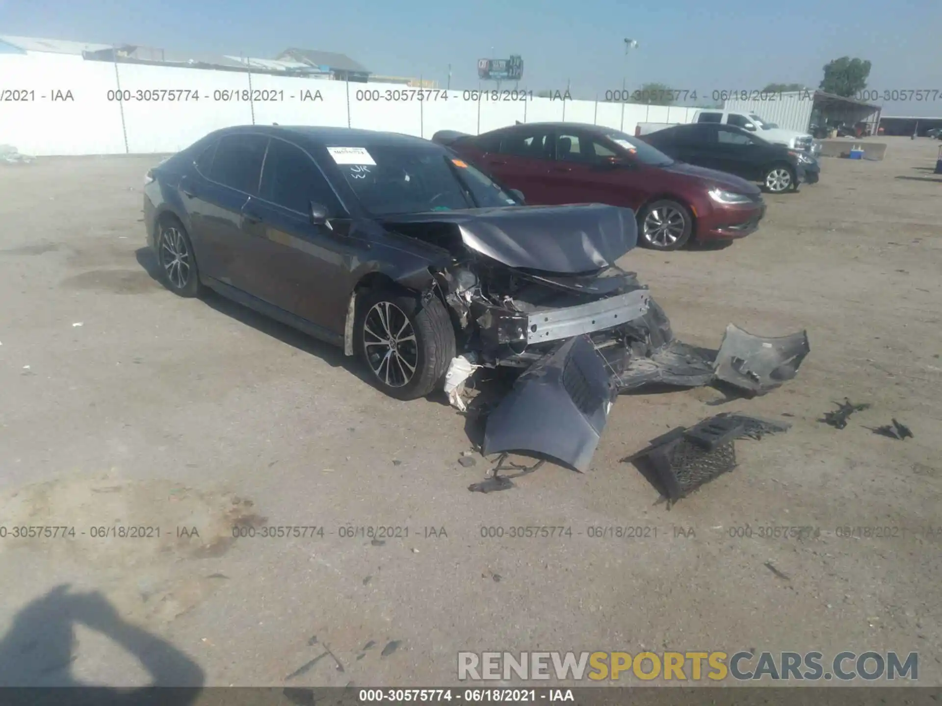 1 Photograph of a damaged car 4T1G11AK9LU978605 TOYOTA CAMRY 2020