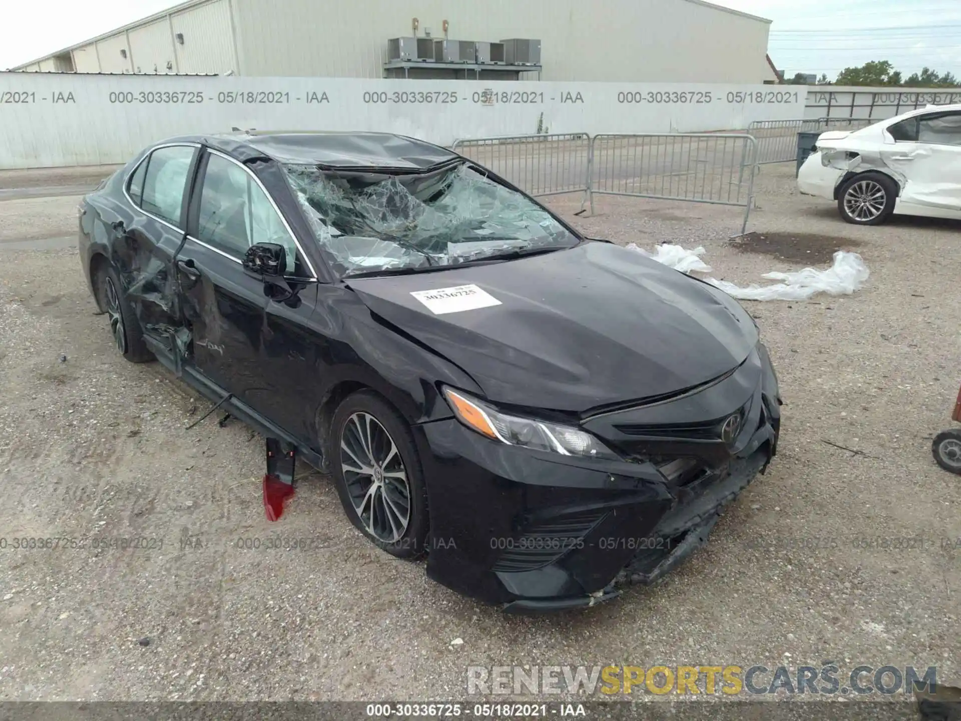 1 Photograph of a damaged car 4T1G11AK9LU986610 TOYOTA CAMRY 2020