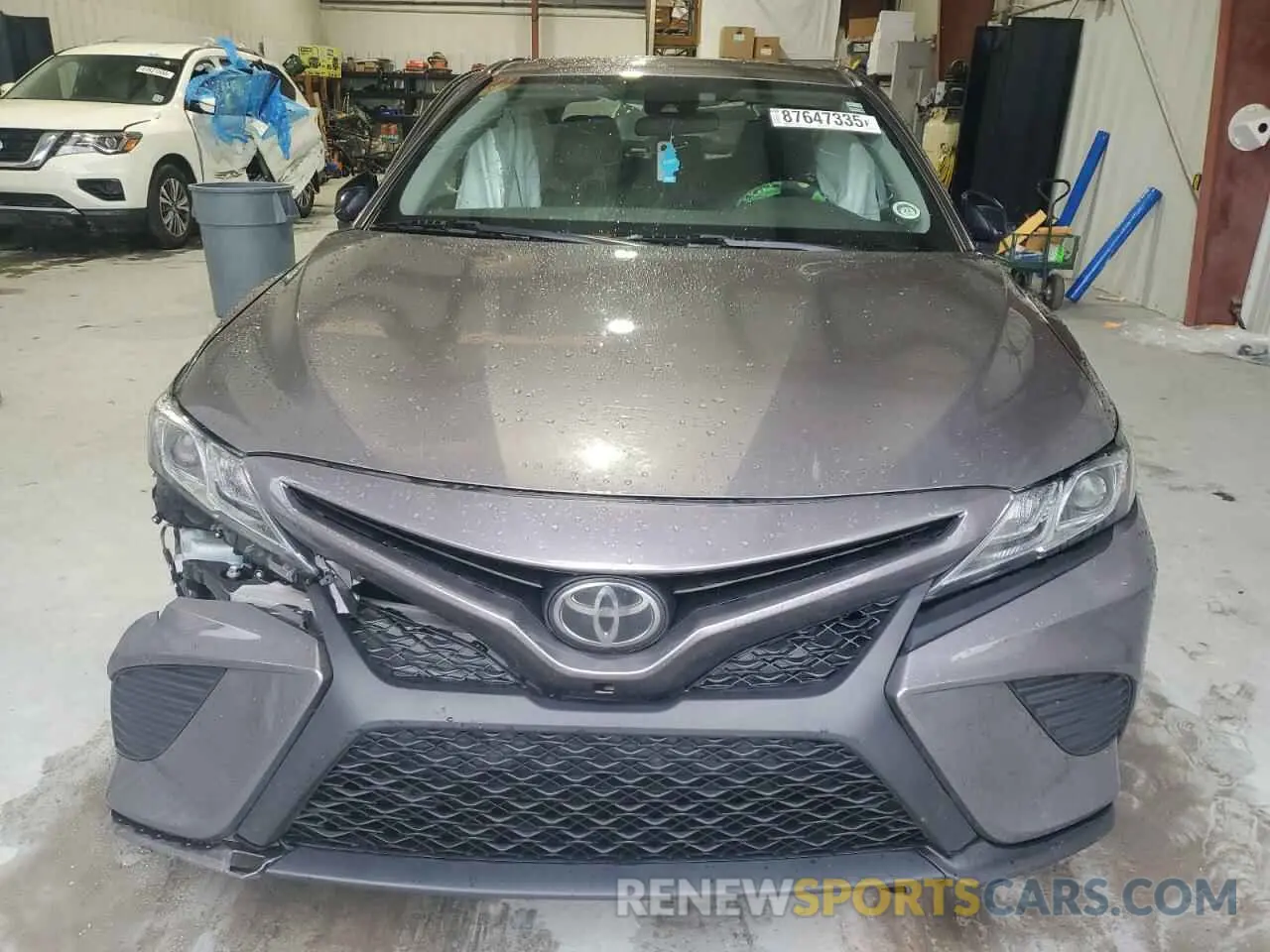 5 Photograph of a damaged car 4T1G11AK9LU991015 TOYOTA CAMRY 2020