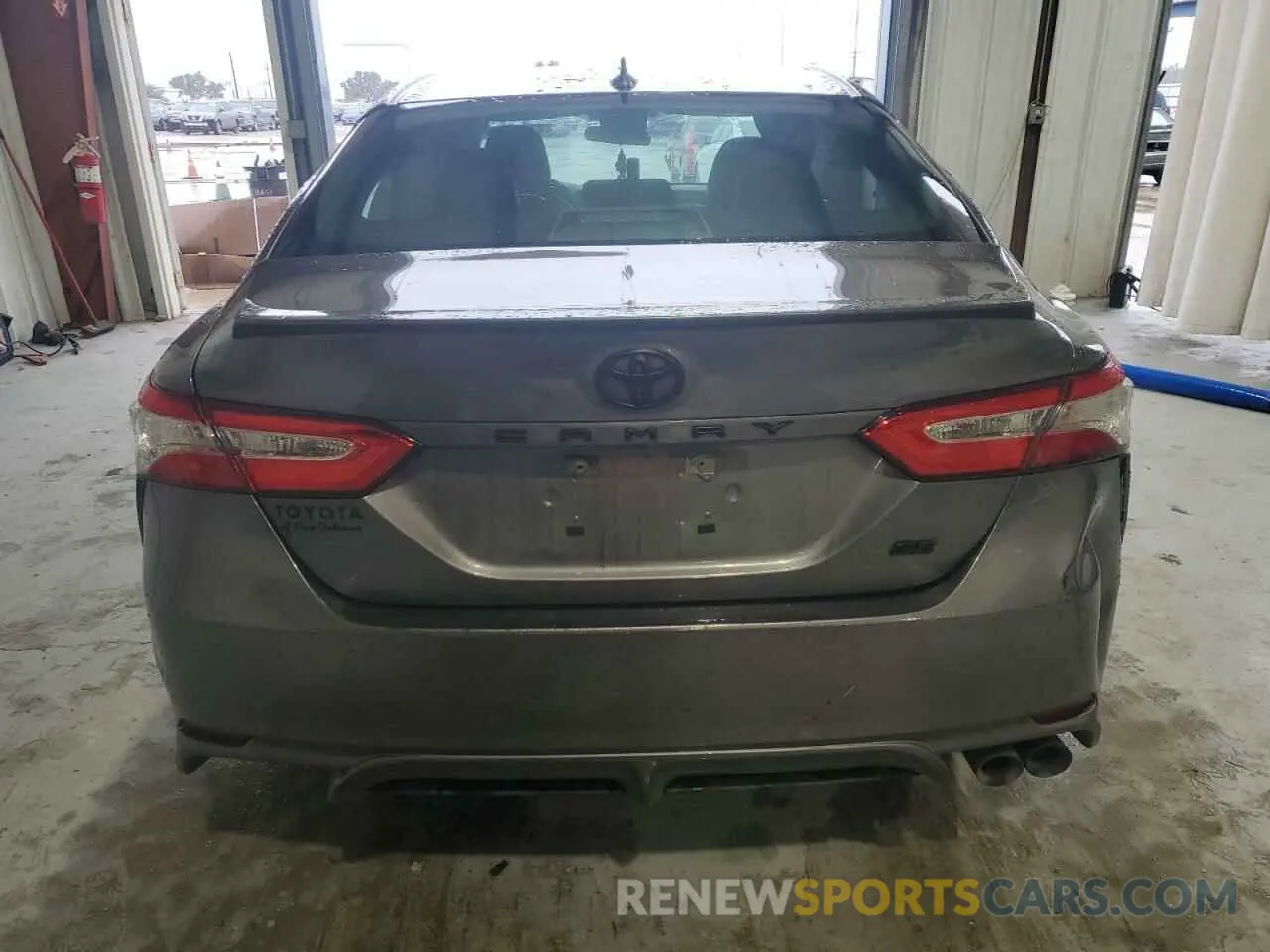 6 Photograph of a damaged car 4T1G11AK9LU991015 TOYOTA CAMRY 2020