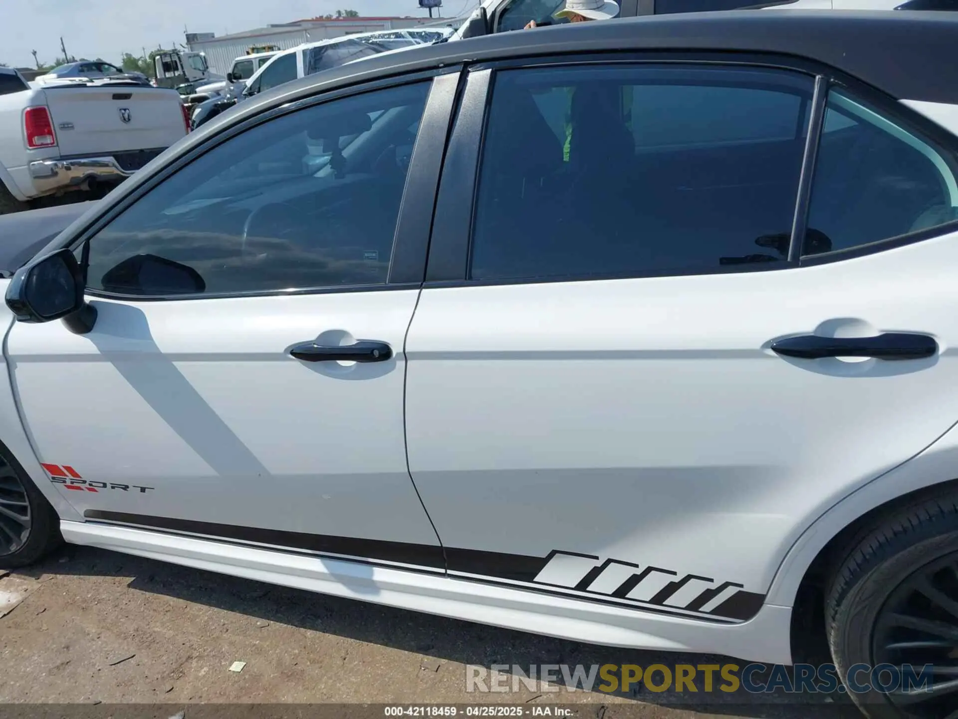 13 Photograph of a damaged car 4T1G11AKXLU308531 TOYOTA CAMRY 2020
