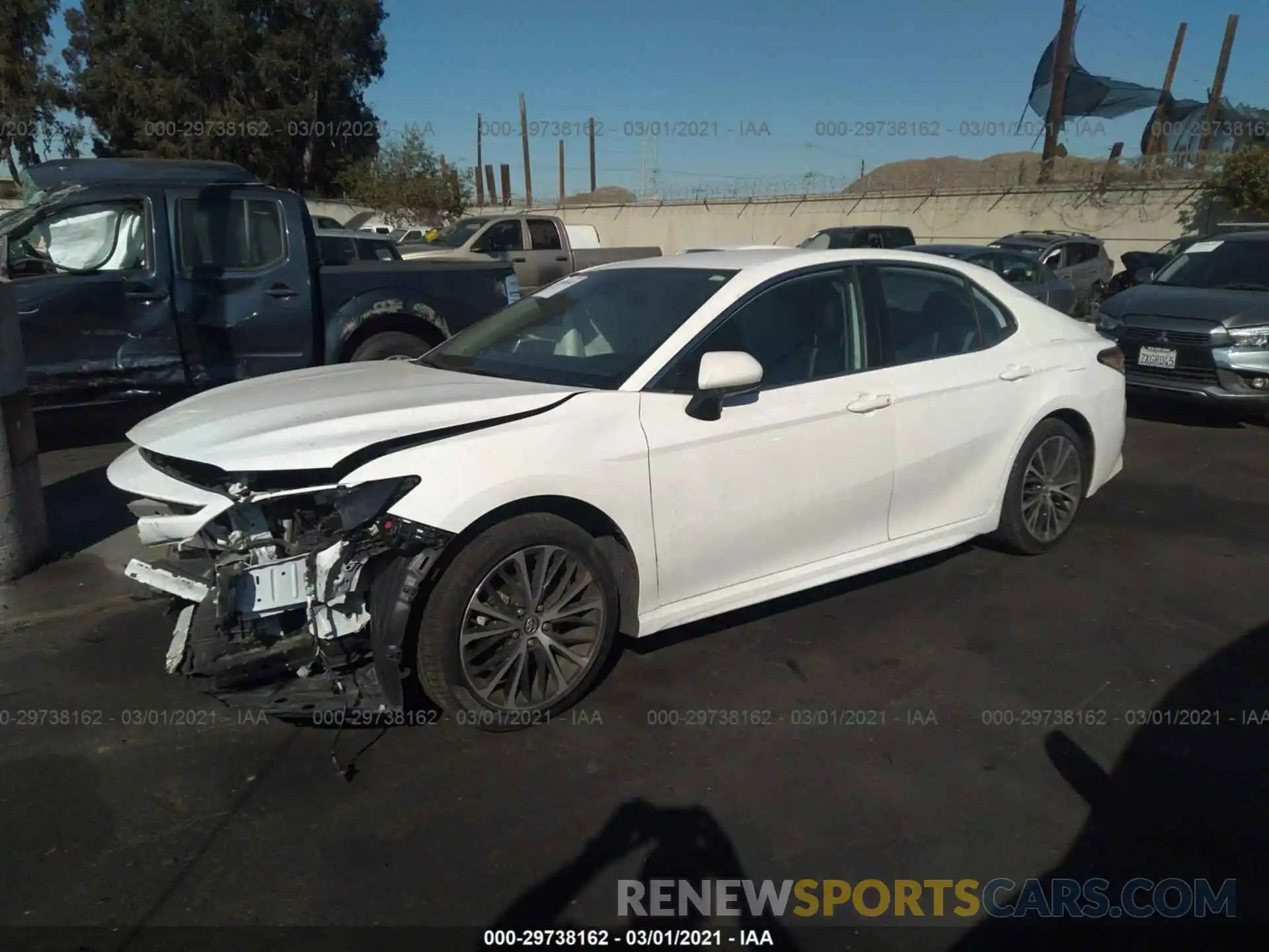 2 Photograph of a damaged car 4T1G11AKXLU312532 TOYOTA CAMRY 2020