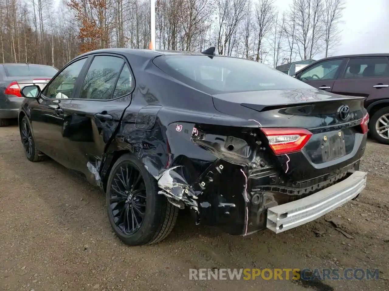 3 Photograph of a damaged car 4T1G11AKXLU313941 TOYOTA CAMRY 2020