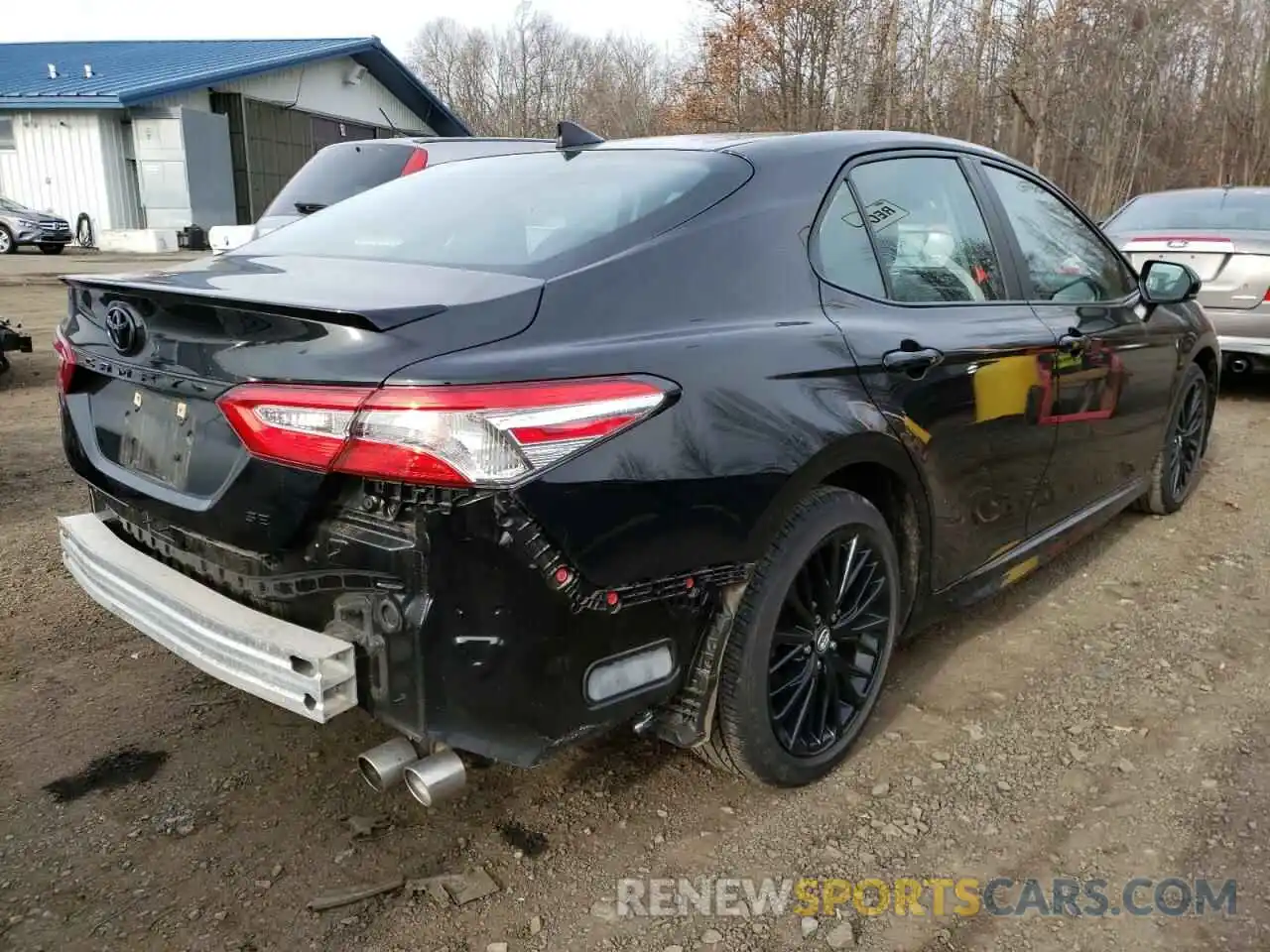 4 Photograph of a damaged car 4T1G11AKXLU313941 TOYOTA CAMRY 2020