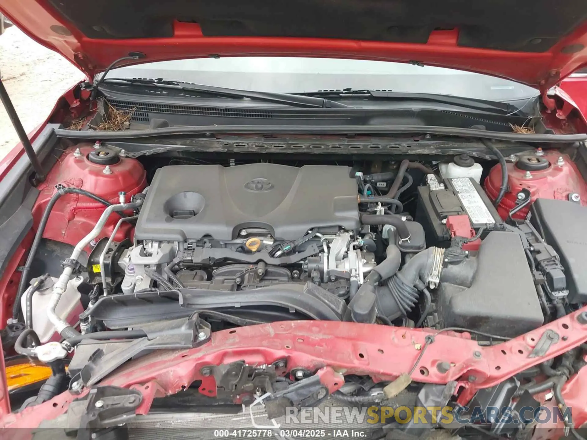 10 Photograph of a damaged car 4T1G11AKXLU319013 TOYOTA CAMRY 2020