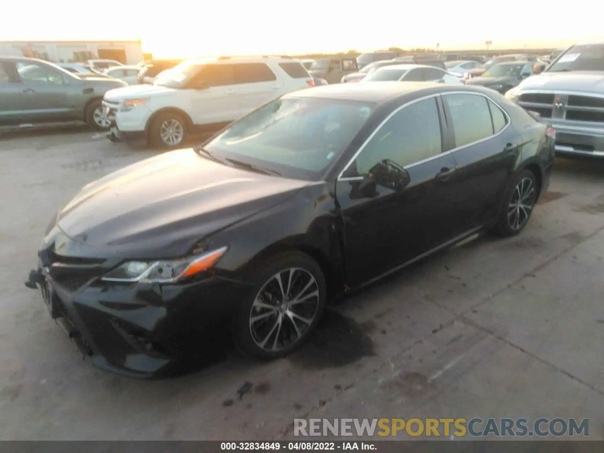 2 Photograph of a damaged car 4T1G11AKXLU328486 TOYOTA CAMRY 2020