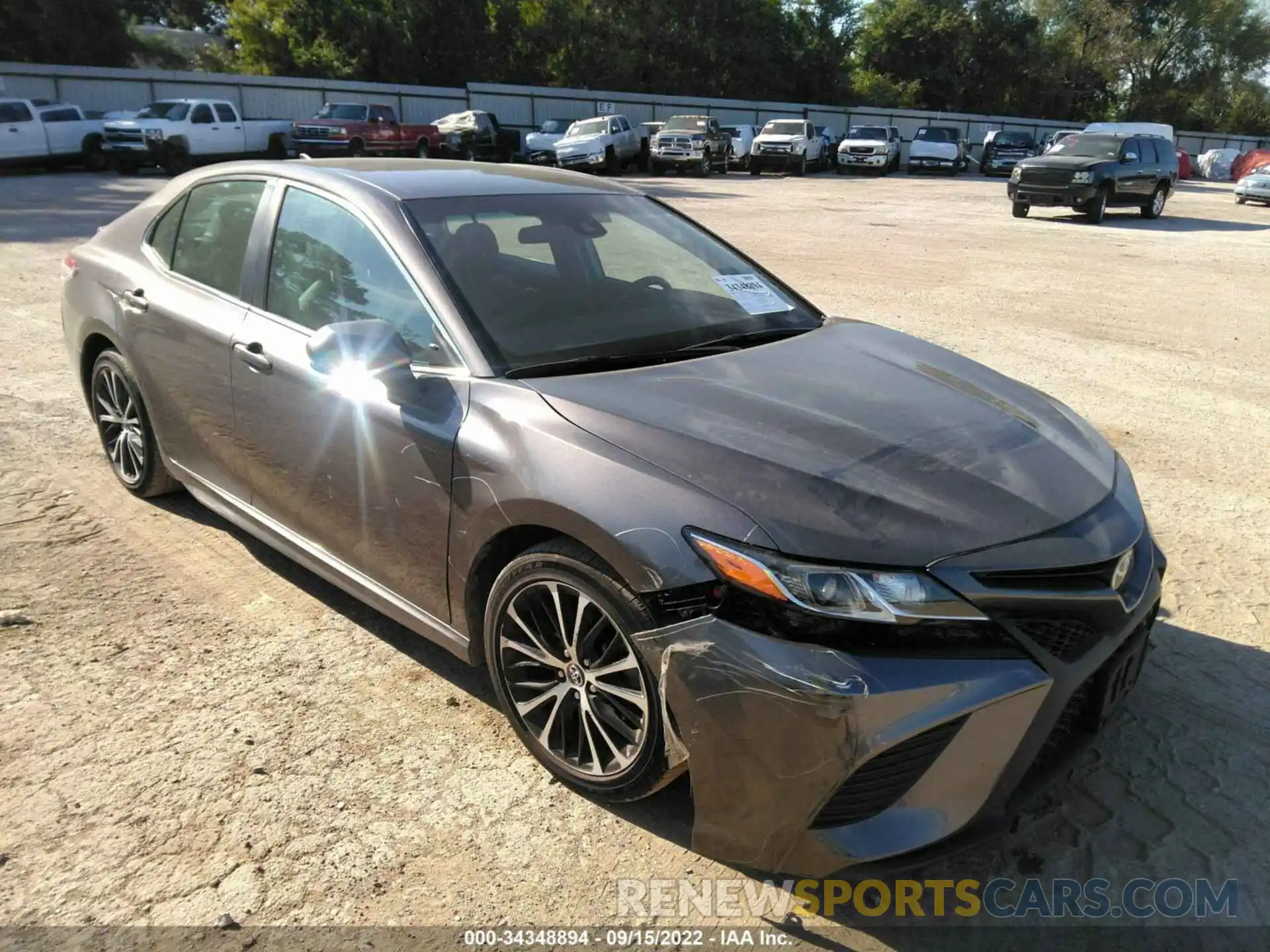 1 Photograph of a damaged car 4T1G11AKXLU331923 TOYOTA CAMRY 2020