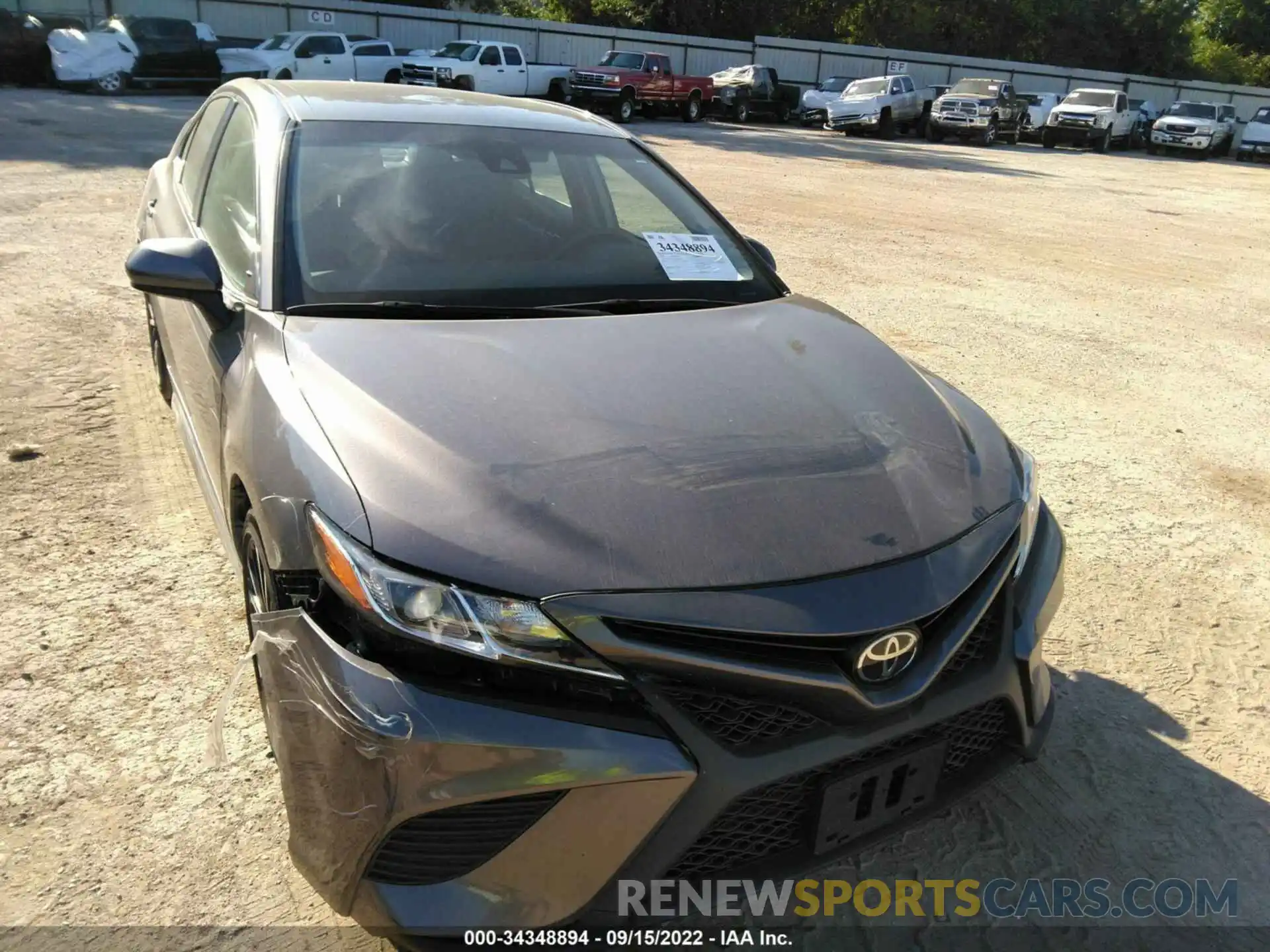 6 Photograph of a damaged car 4T1G11AKXLU331923 TOYOTA CAMRY 2020