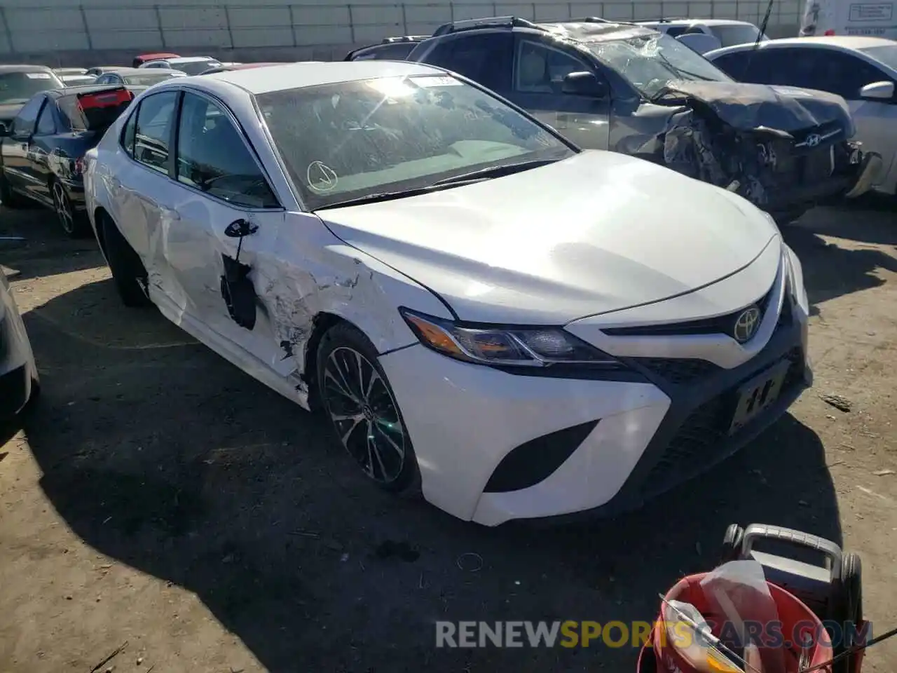 9 Photograph of a damaged car 4T1G11AKXLU333896 TOYOTA CAMRY 2020