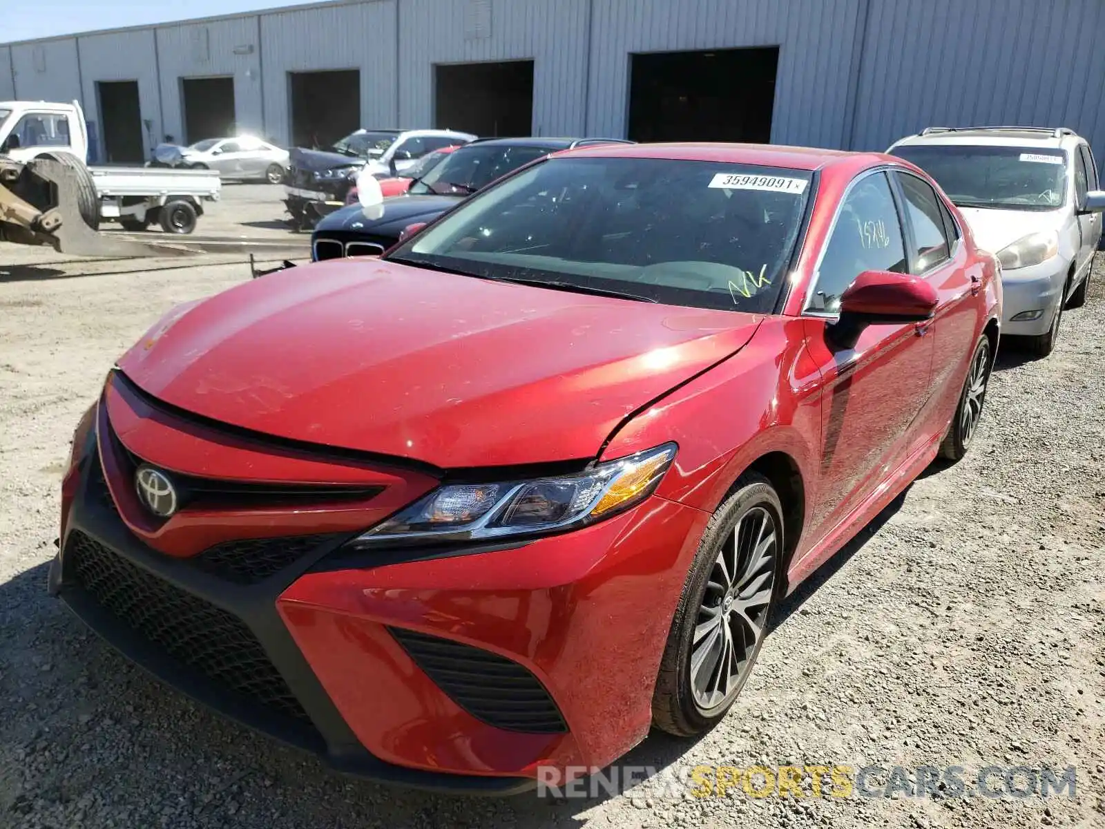 2 Photograph of a damaged car 4T1G11AKXLU336037 TOYOTA CAMRY 2020