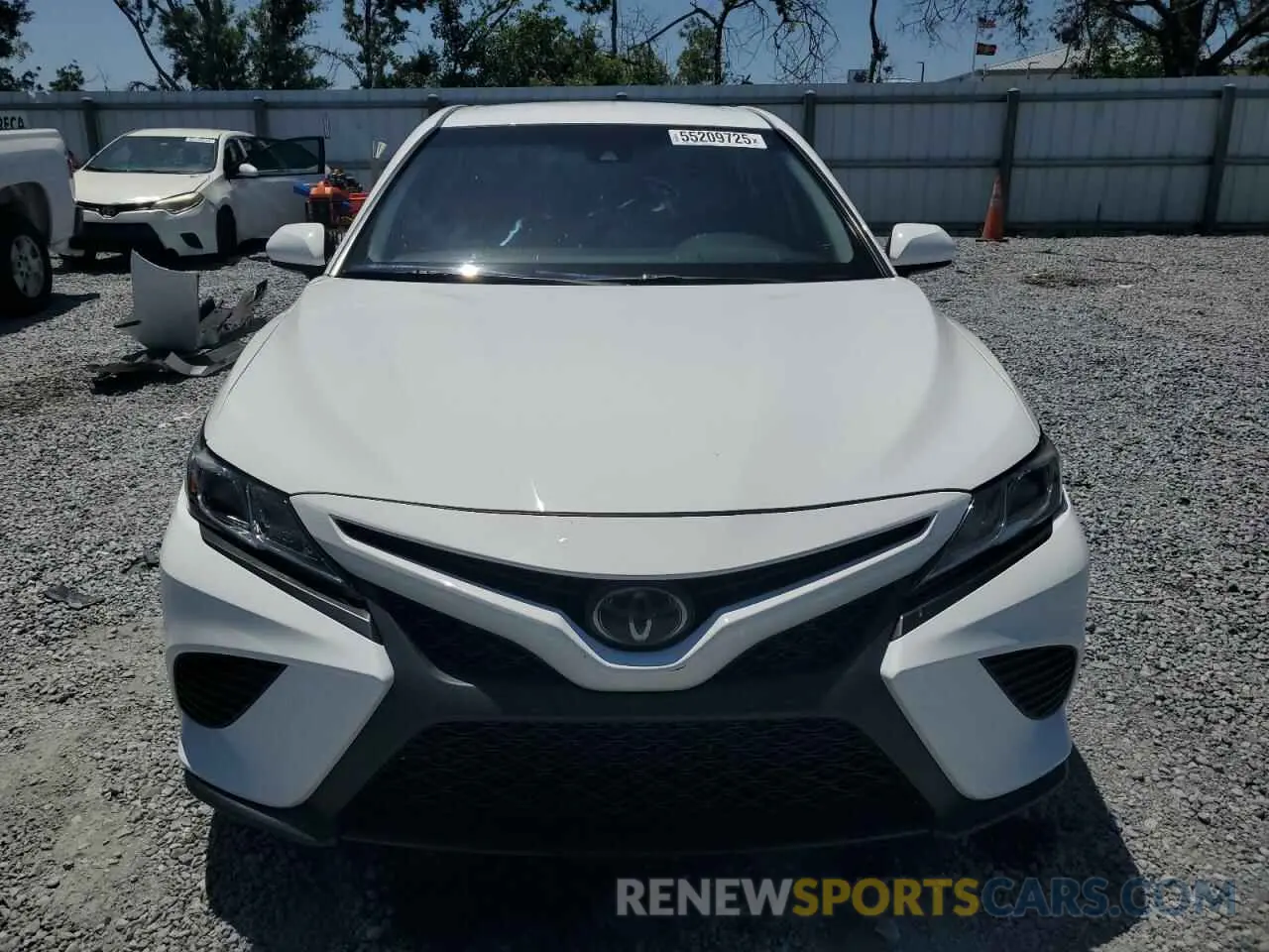 5 Photograph of a damaged car 4T1G11AKXLU340461 TOYOTA CAMRY 2020