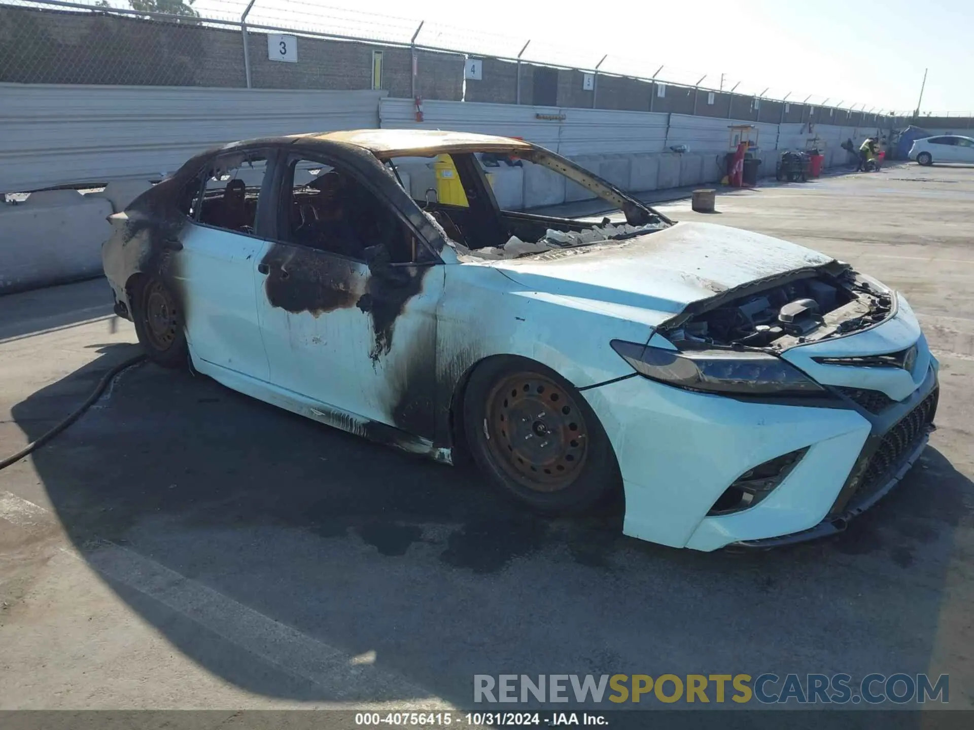 1 Photograph of a damaged car 4T1G11AKXLU342100 TOYOTA CAMRY 2020