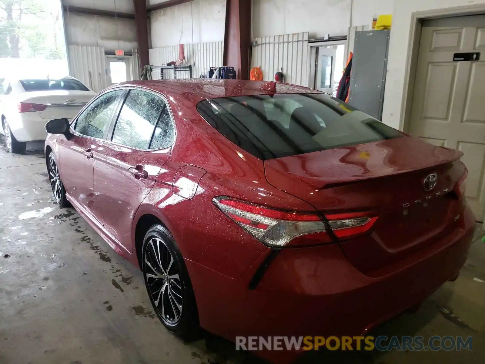 3 Photograph of a damaged car 4T1G11AKXLU345143 TOYOTA CAMRY 2020