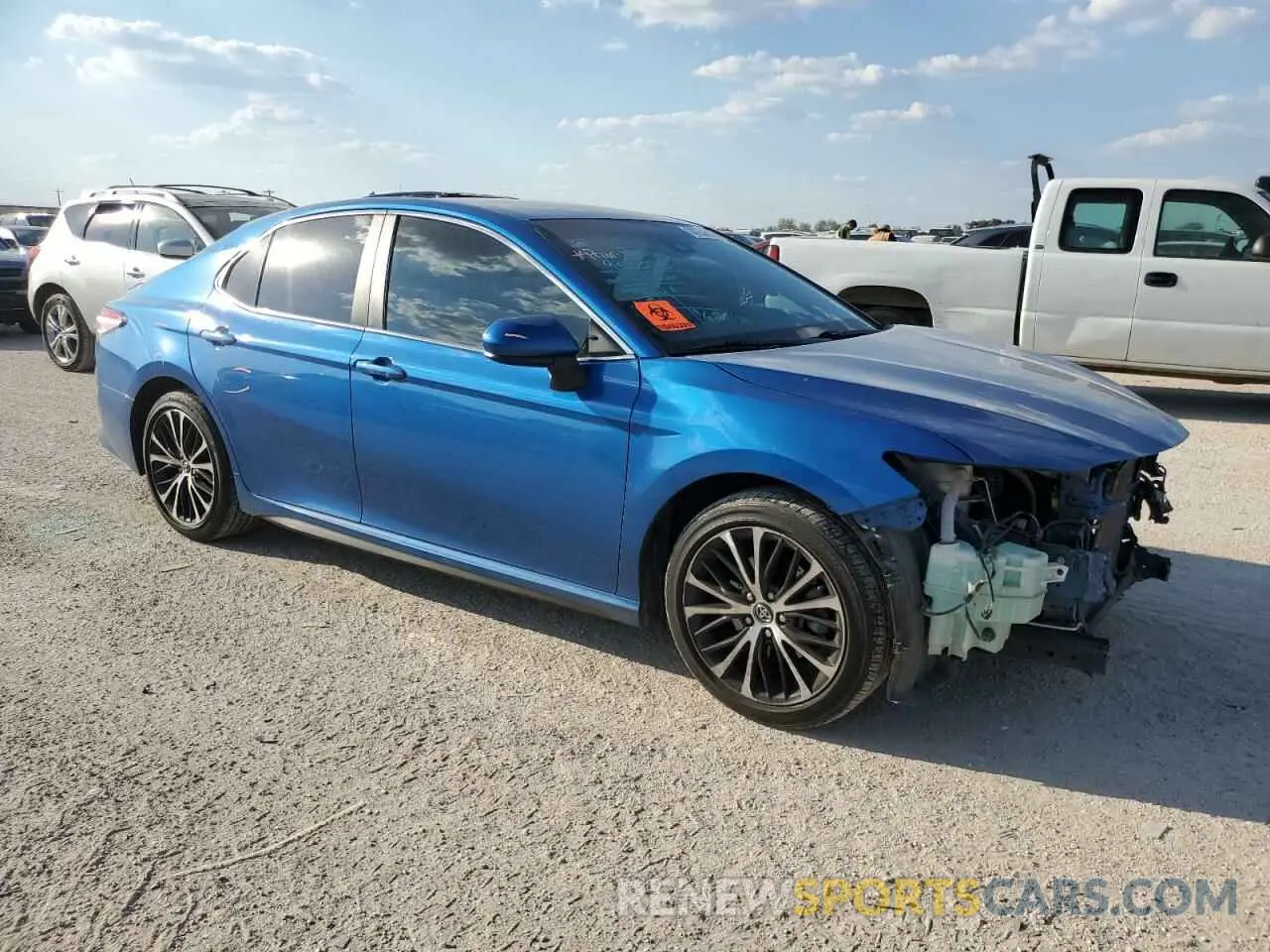 4 Photograph of a damaged car 4T1G11AKXLU346034 TOYOTA CAMRY 2020