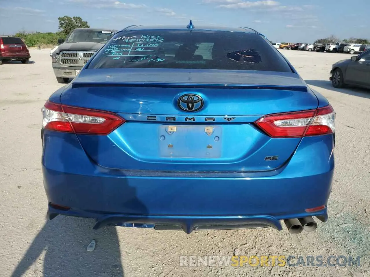 6 Photograph of a damaged car 4T1G11AKXLU346034 TOYOTA CAMRY 2020