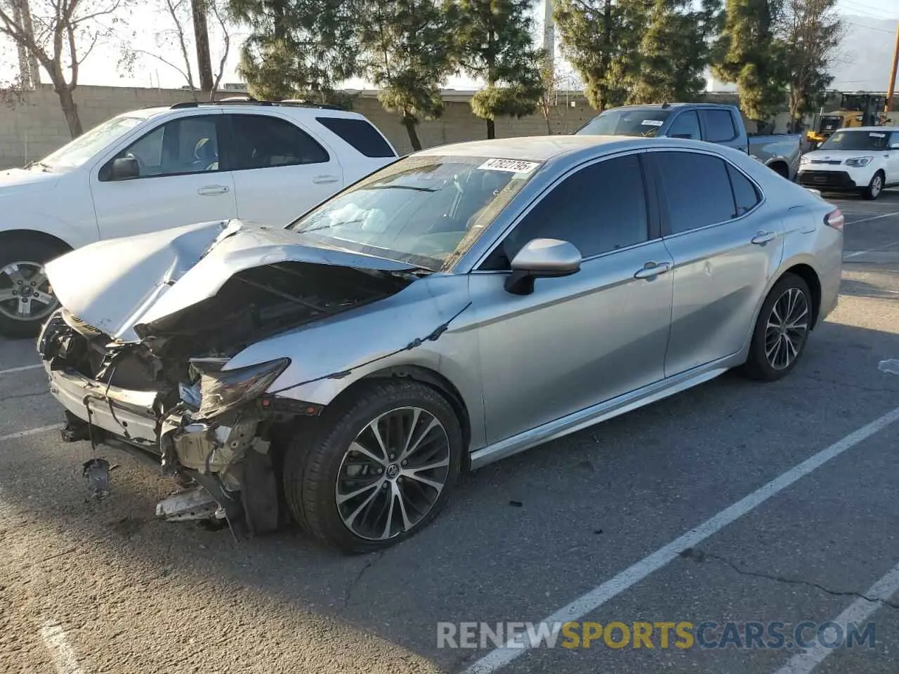 1 Photograph of a damaged car 4T1G11AKXLU346793 TOYOTA CAMRY 2020