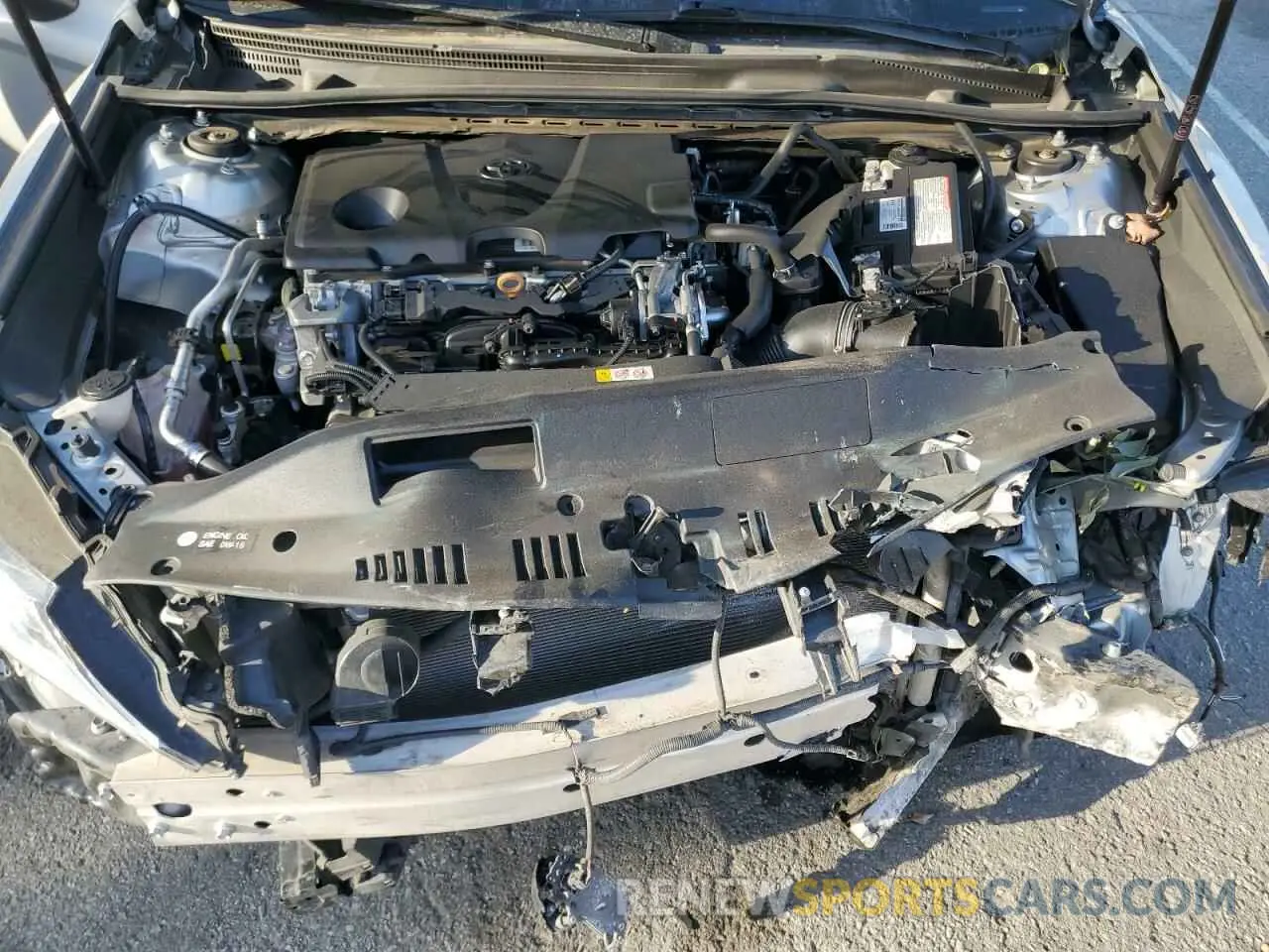 11 Photograph of a damaged car 4T1G11AKXLU346793 TOYOTA CAMRY 2020