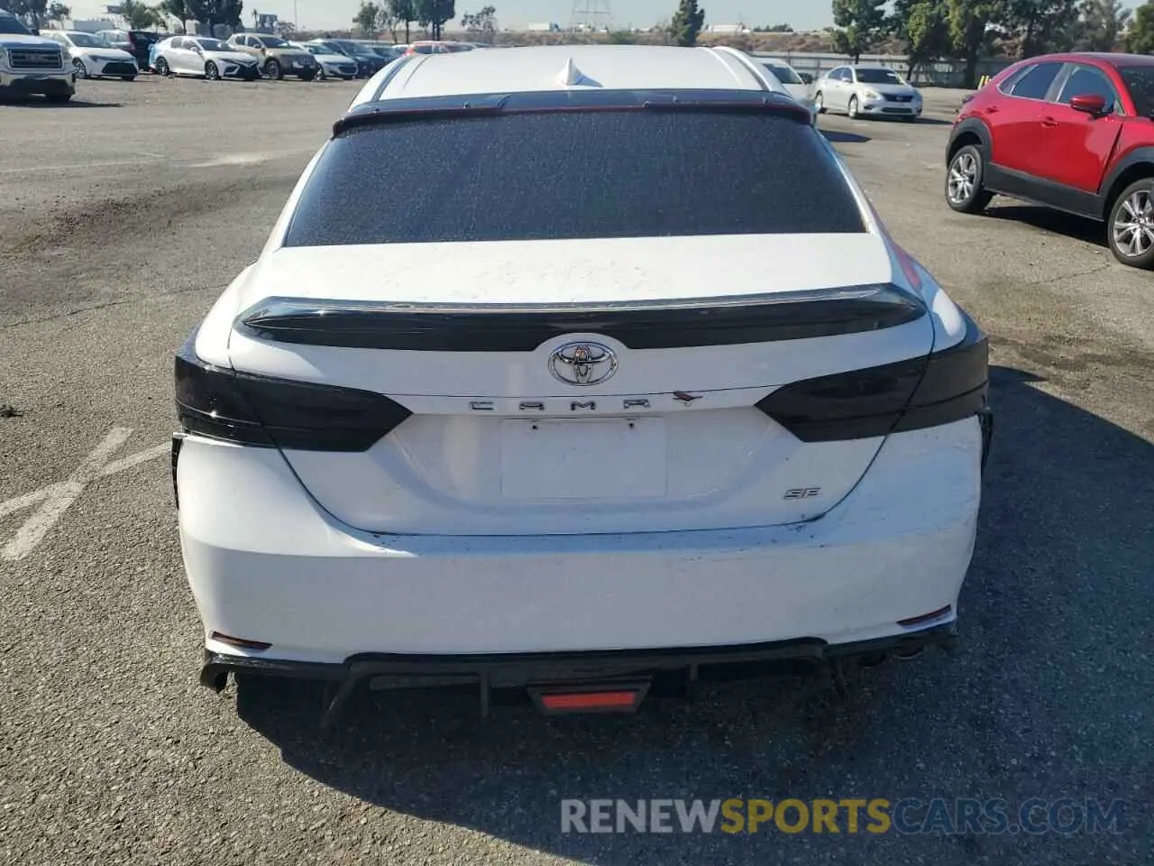 6 Photograph of a damaged car 4T1G11AKXLU355459 TOYOTA CAMRY 2020