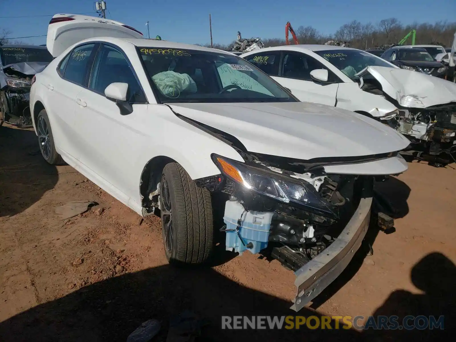 1 Photograph of a damaged car 4T1G11AKXLU356207 TOYOTA CAMRY 2020