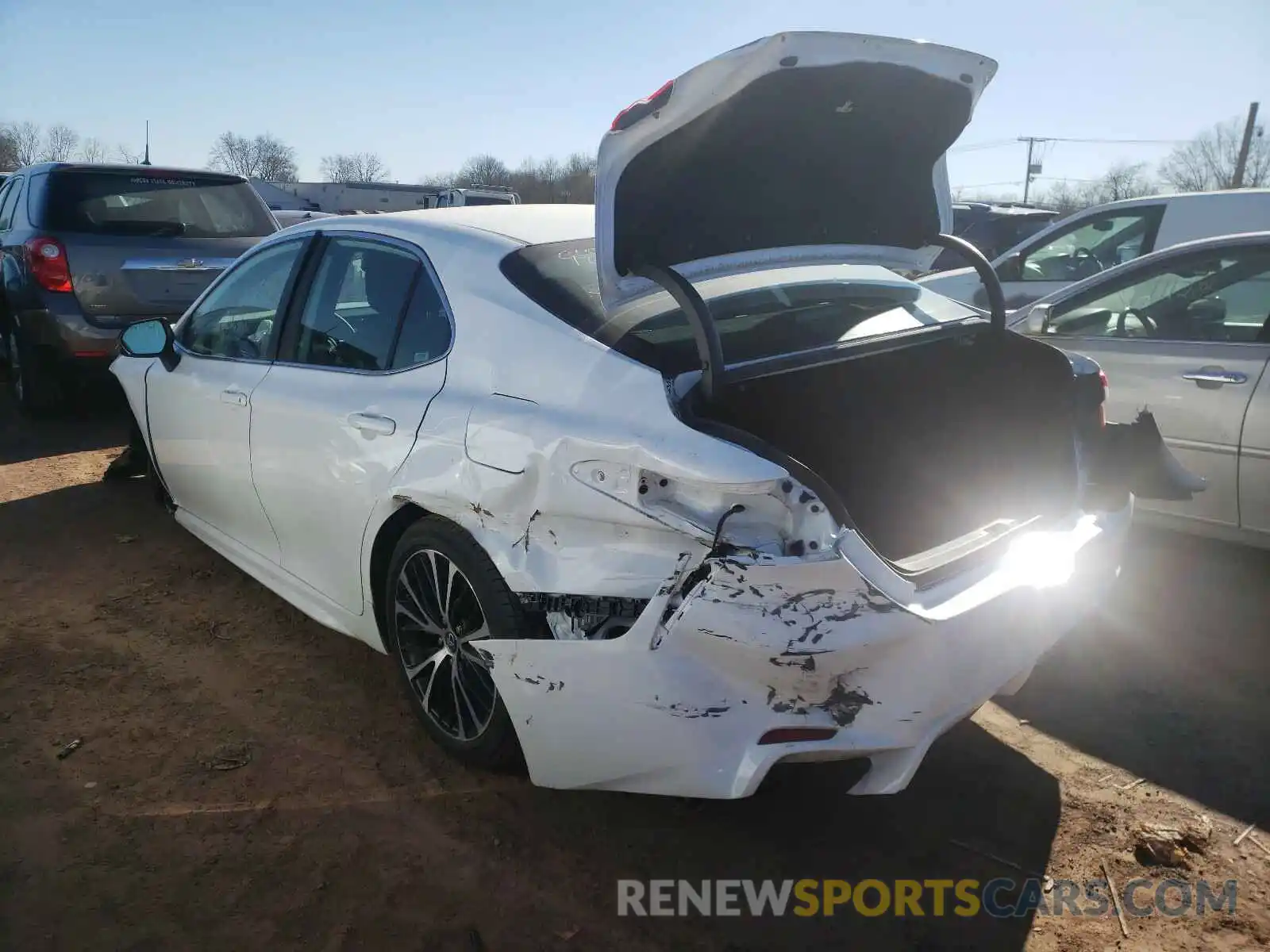 3 Photograph of a damaged car 4T1G11AKXLU356207 TOYOTA CAMRY 2020