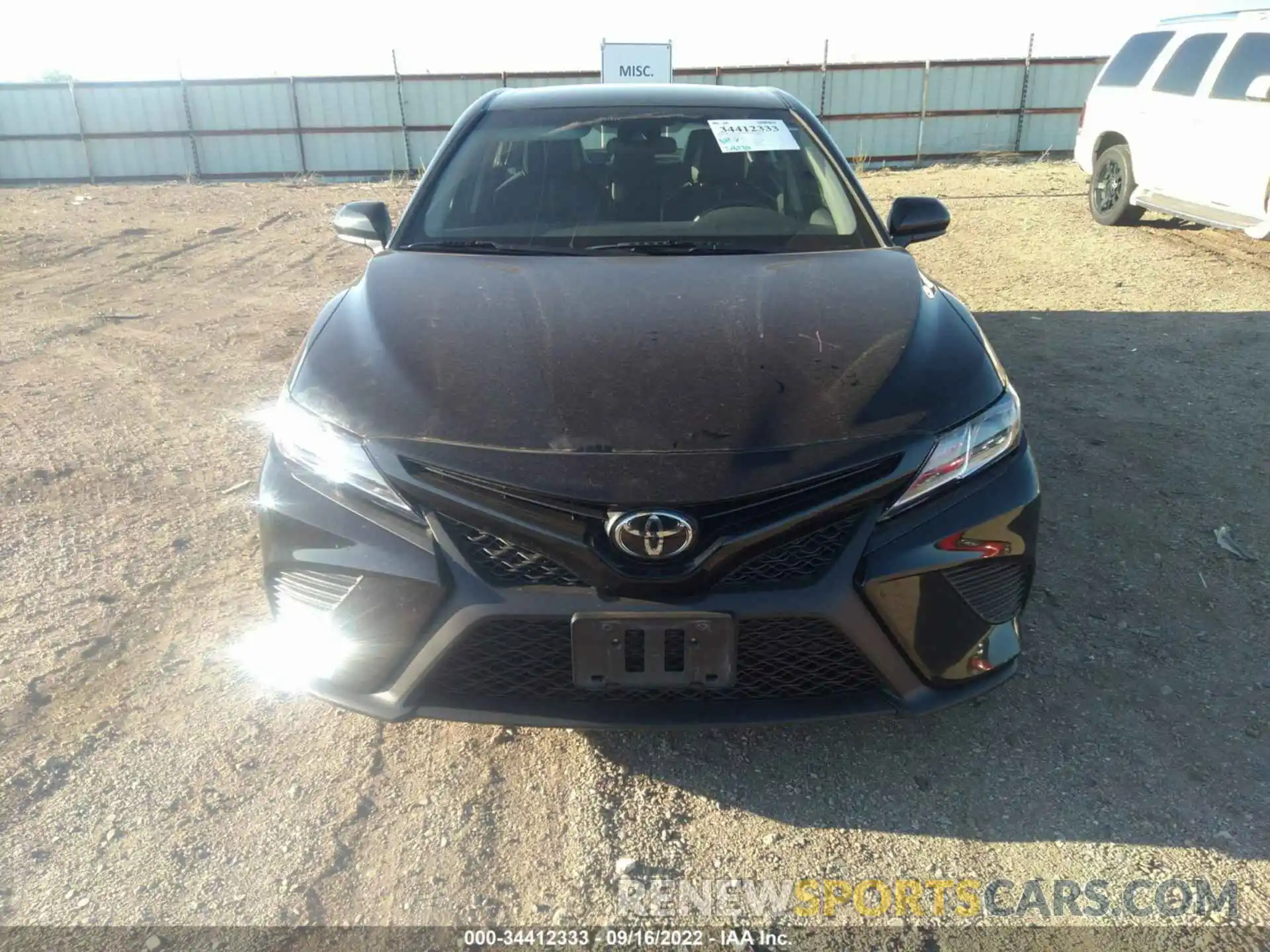 6 Photograph of a damaged car 4T1G11AKXLU357213 TOYOTA CAMRY 2020