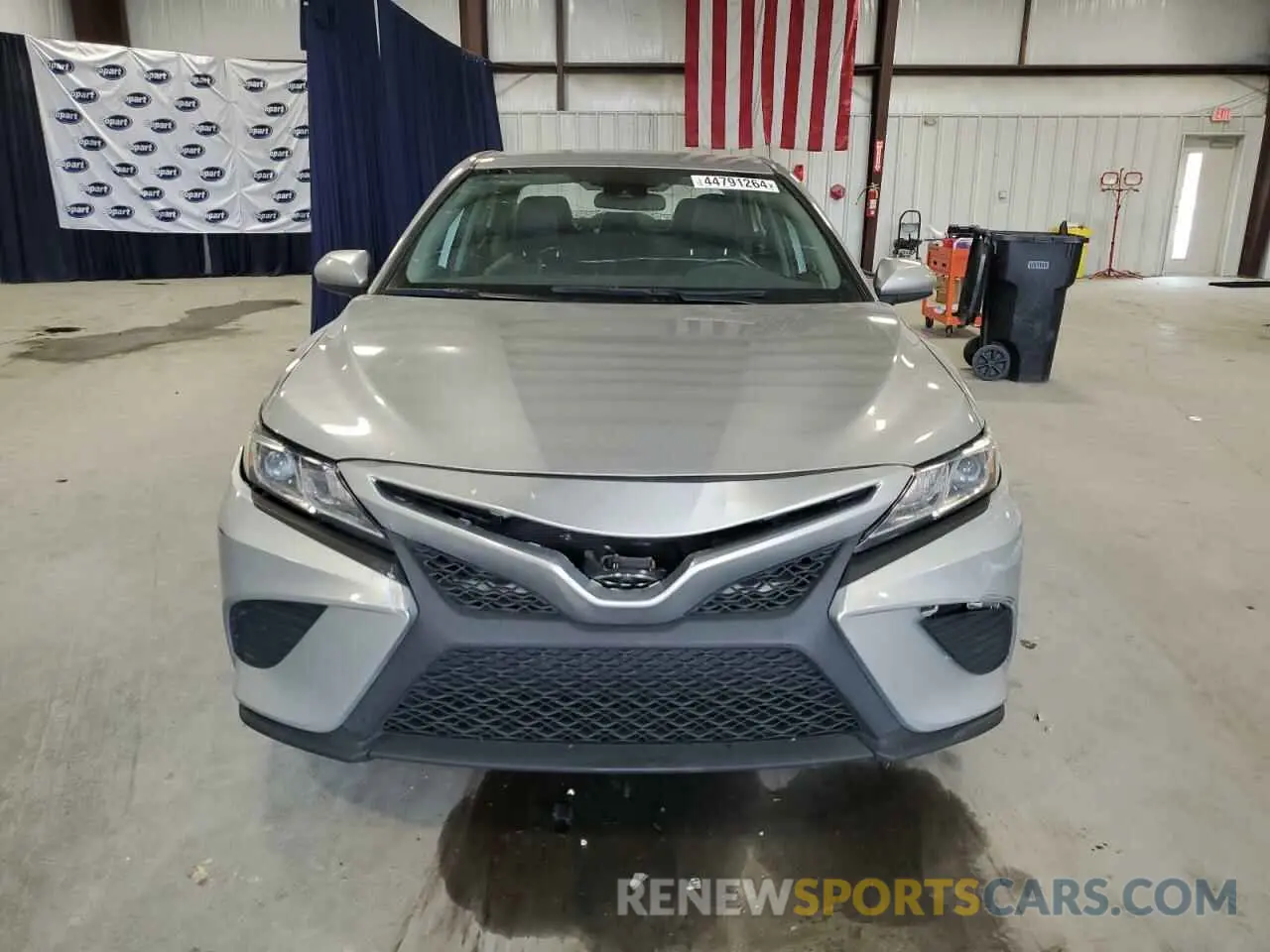 5 Photograph of a damaged car 4T1G11AKXLU360404 TOYOTA CAMRY 2020
