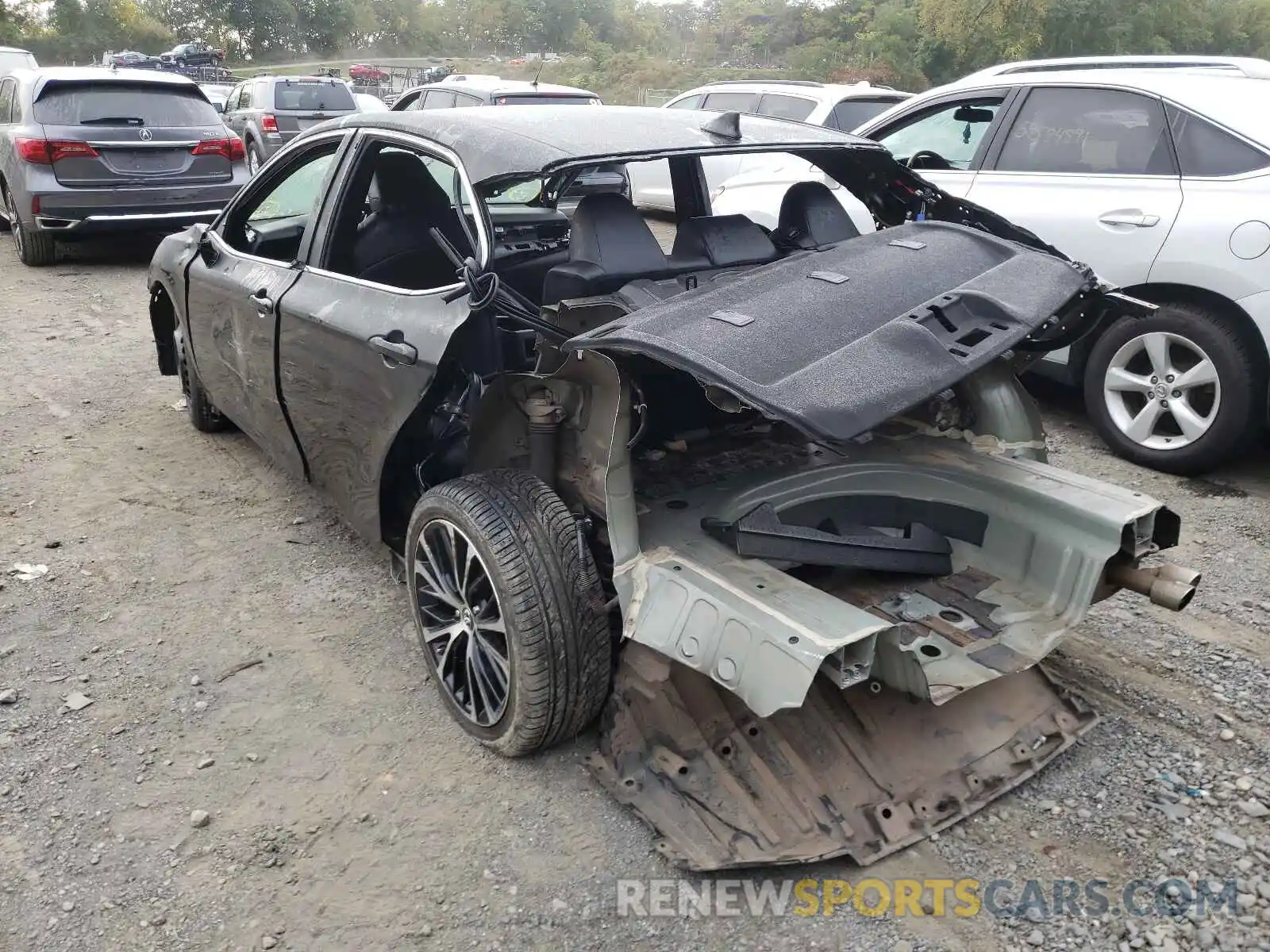 3 Photograph of a damaged car 4T1G11AKXLU364792 TOYOTA CAMRY 2020