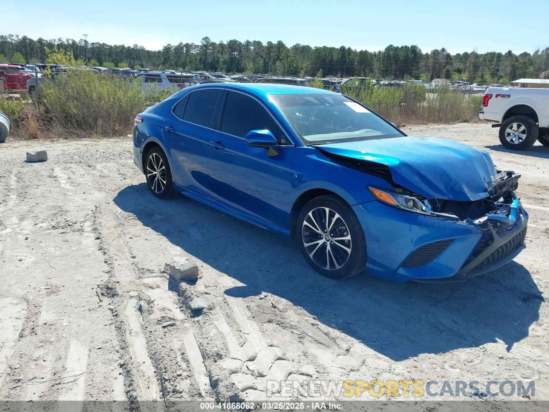 1 Photograph of a damaged car 4T1G11AKXLU371905 TOYOTA CAMRY 2020