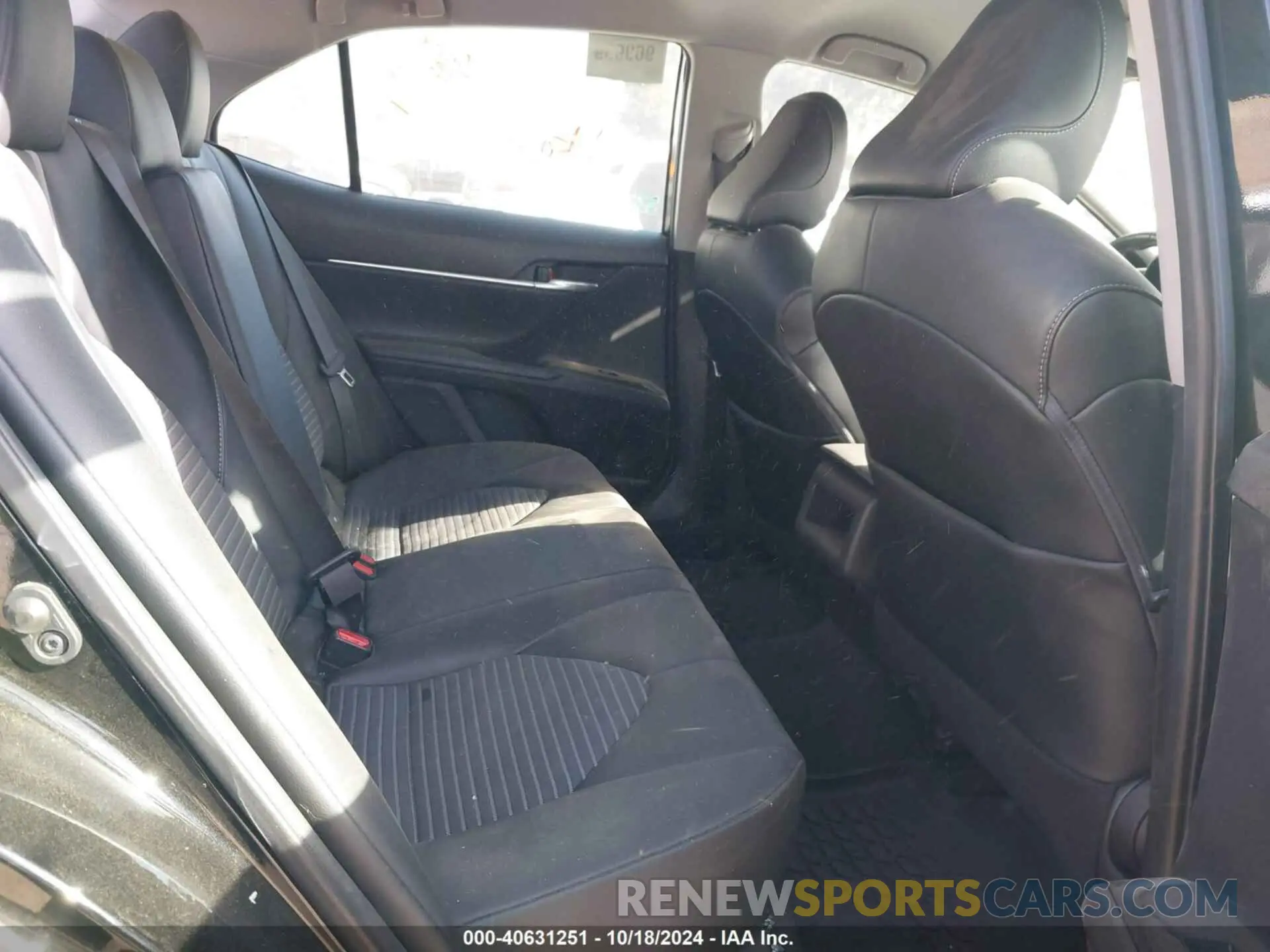 8 Photograph of a damaged car 4T1G11AKXLU373153 TOYOTA CAMRY 2020