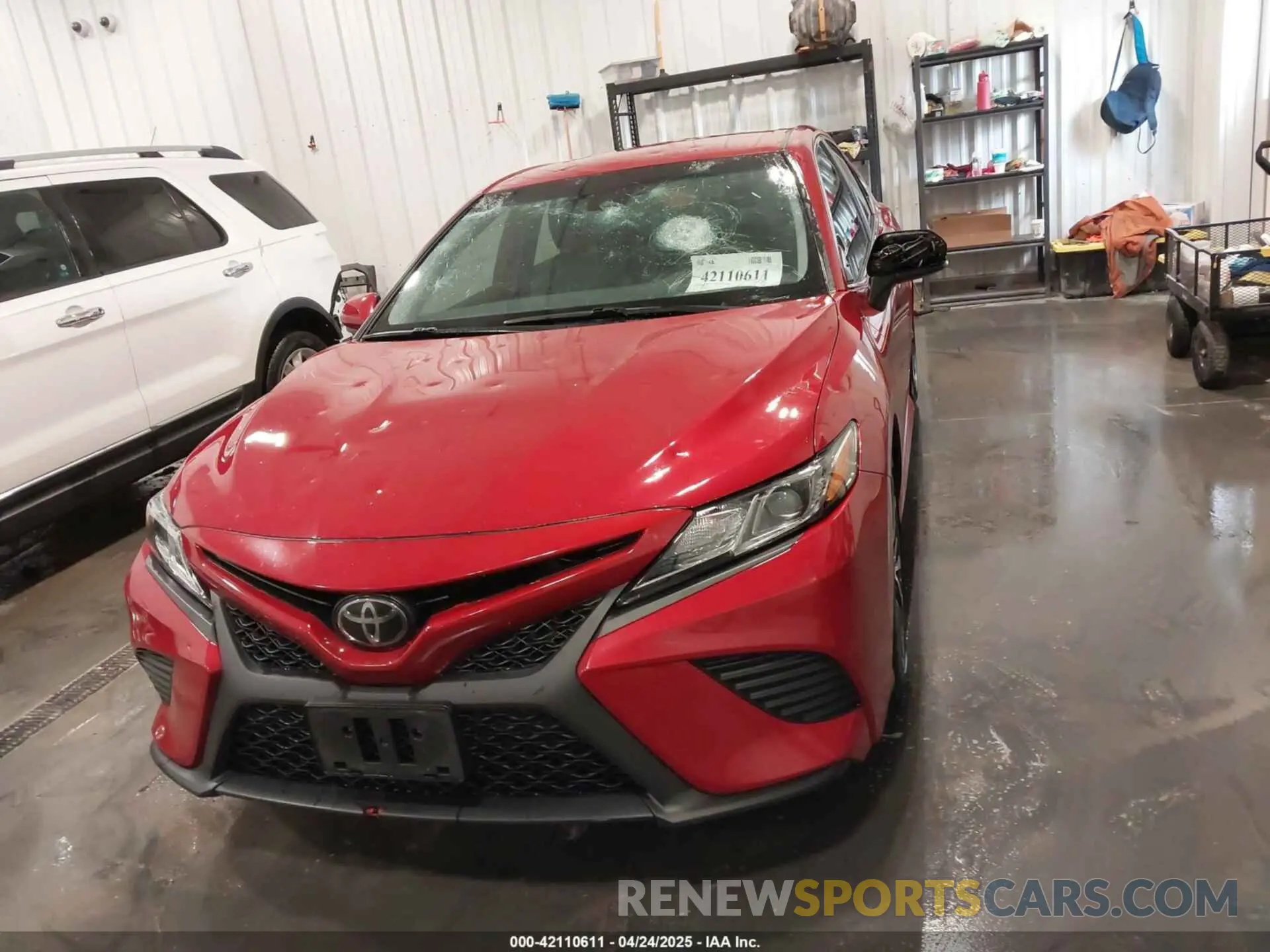 12 Photograph of a damaged car 4T1G11AKXLU378840 TOYOTA CAMRY 2020