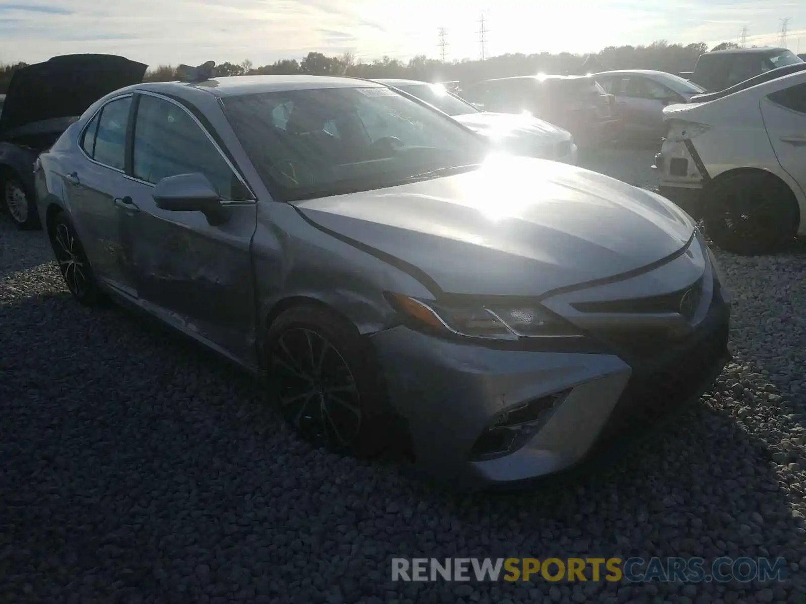 1 Photograph of a damaged car 4T1G11AKXLU380801 TOYOTA CAMRY 2020