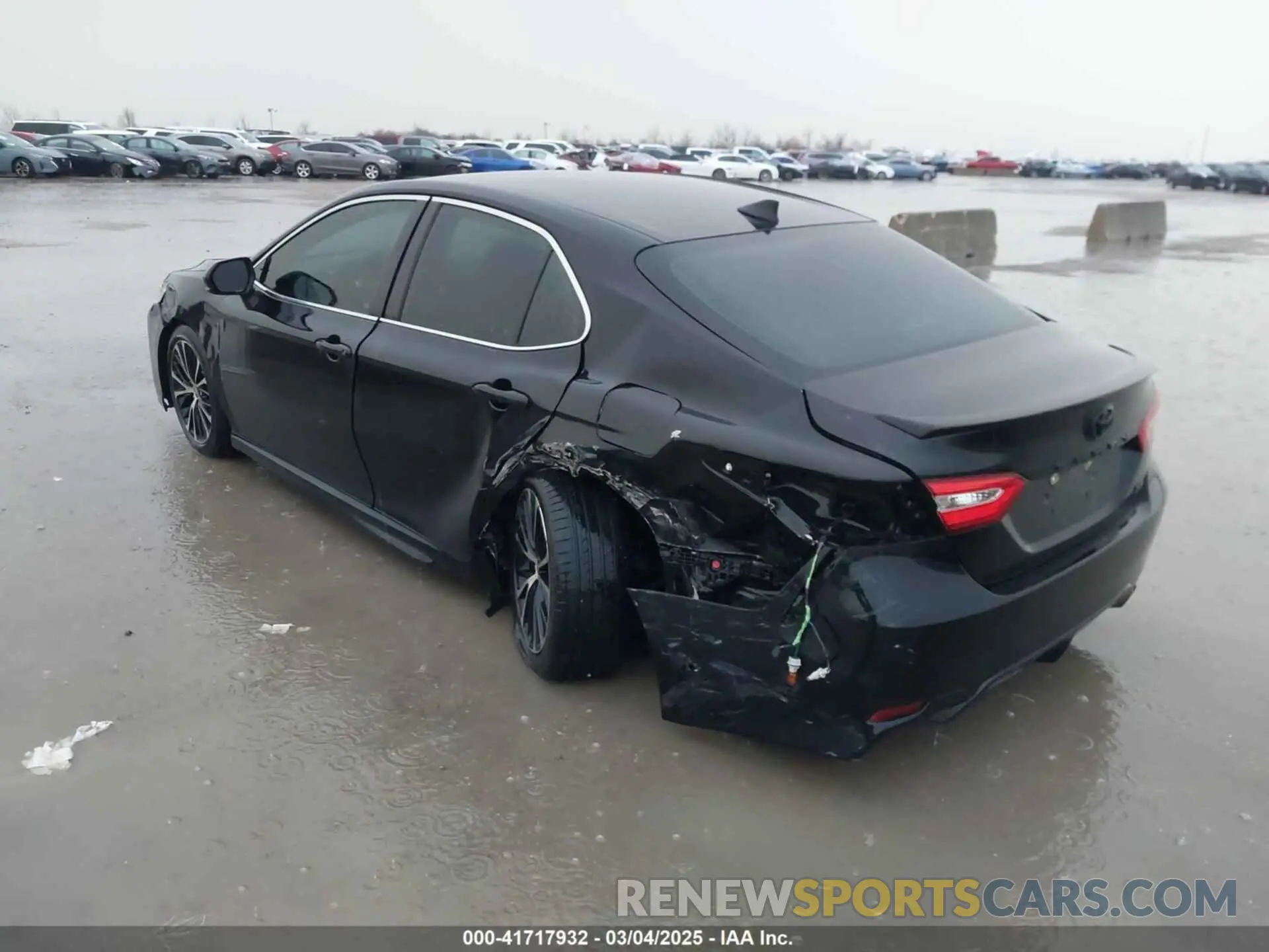 6 Photograph of a damaged car 4T1G11AKXLU383083 TOYOTA CAMRY 2020