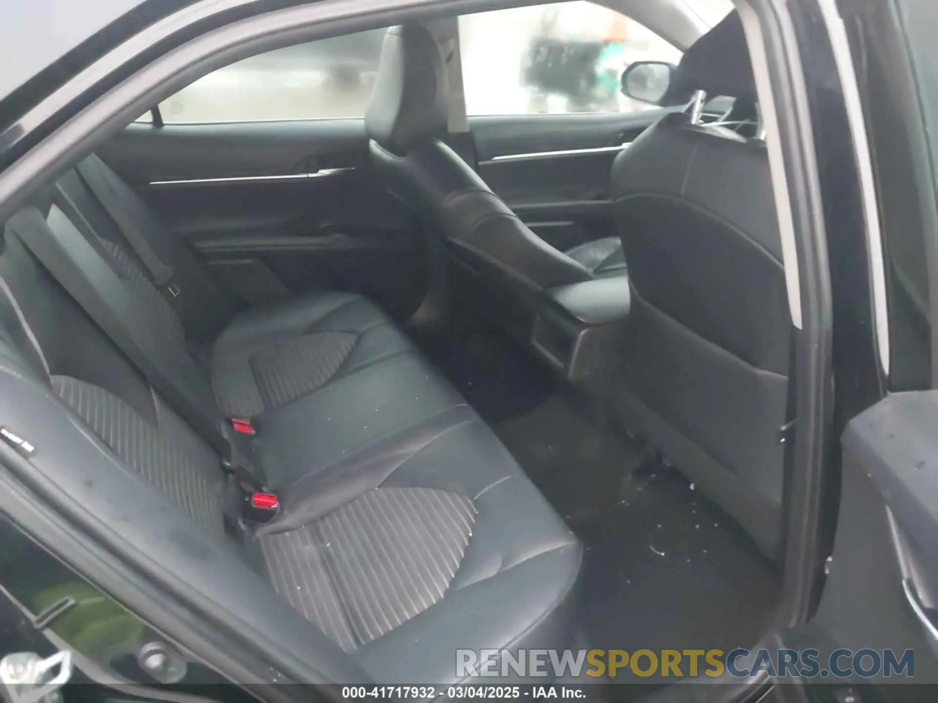 8 Photograph of a damaged car 4T1G11AKXLU383083 TOYOTA CAMRY 2020