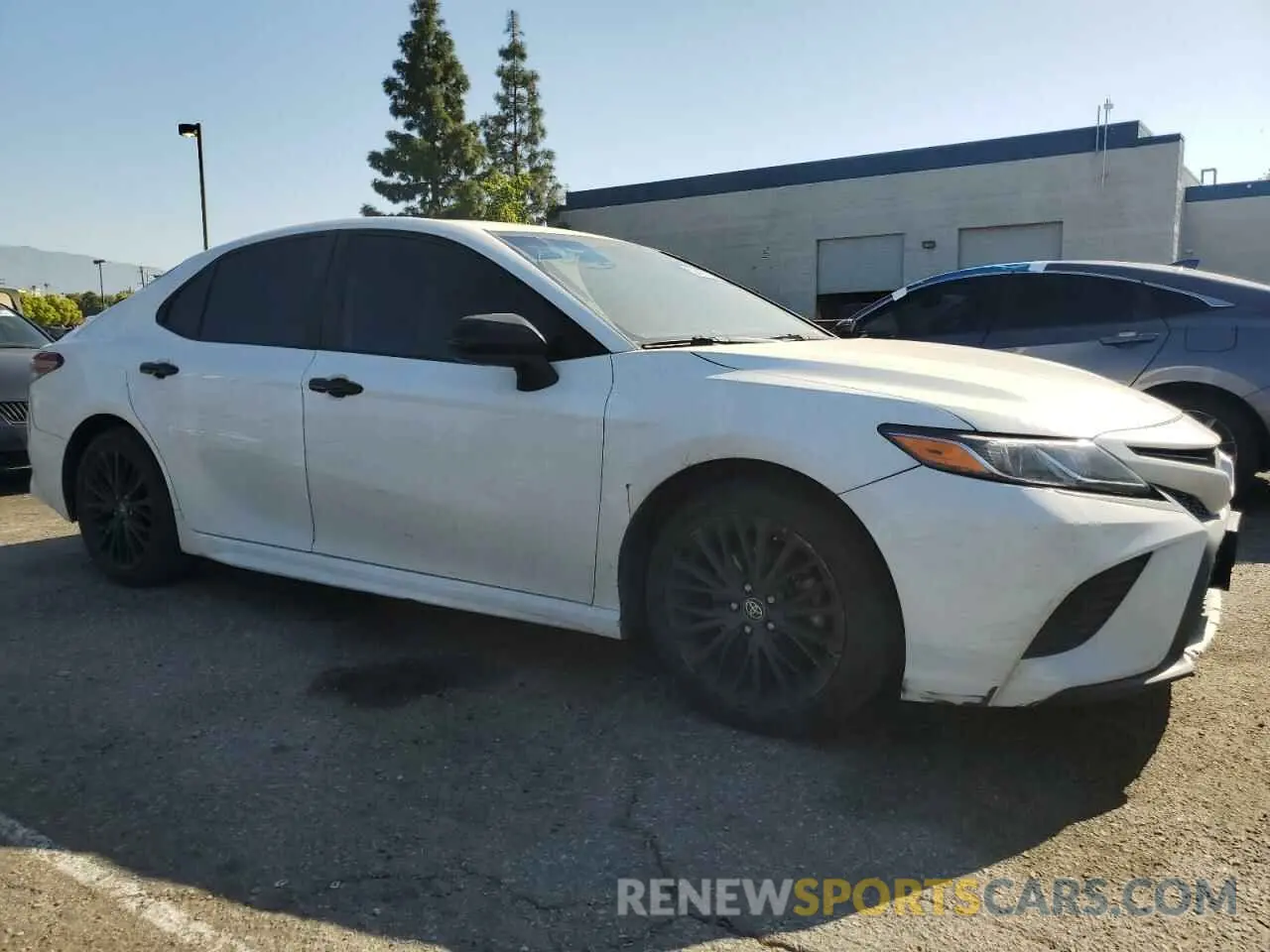 4 Photograph of a damaged car 4T1G11AKXLU394911 TOYOTA CAMRY 2020