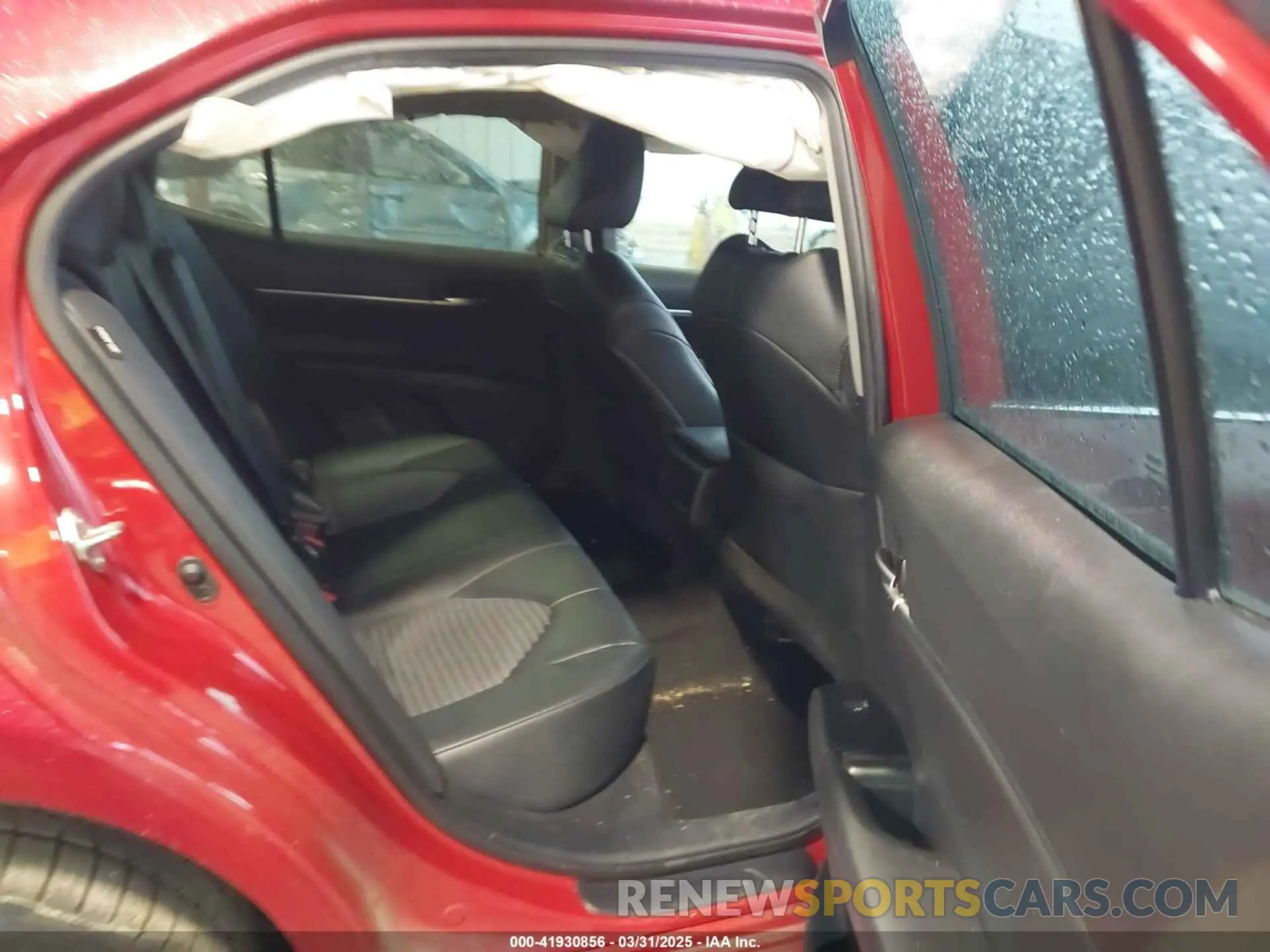 8 Photograph of a damaged car 4T1G11AKXLU395850 TOYOTA CAMRY 2020