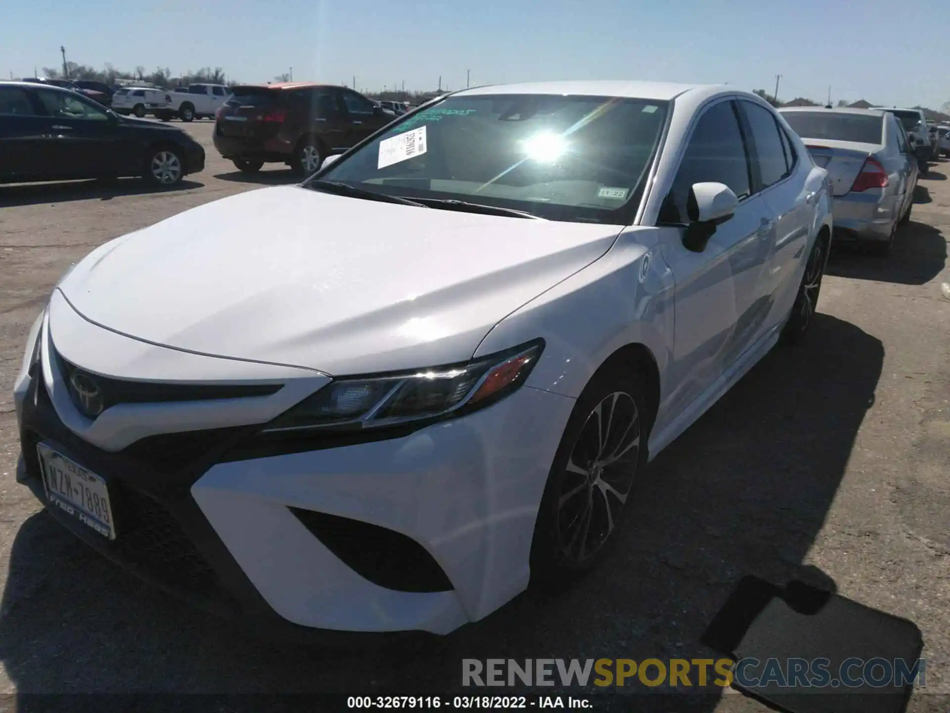 2 Photograph of a damaged car 4T1G11AKXLU500435 TOYOTA CAMRY 2020