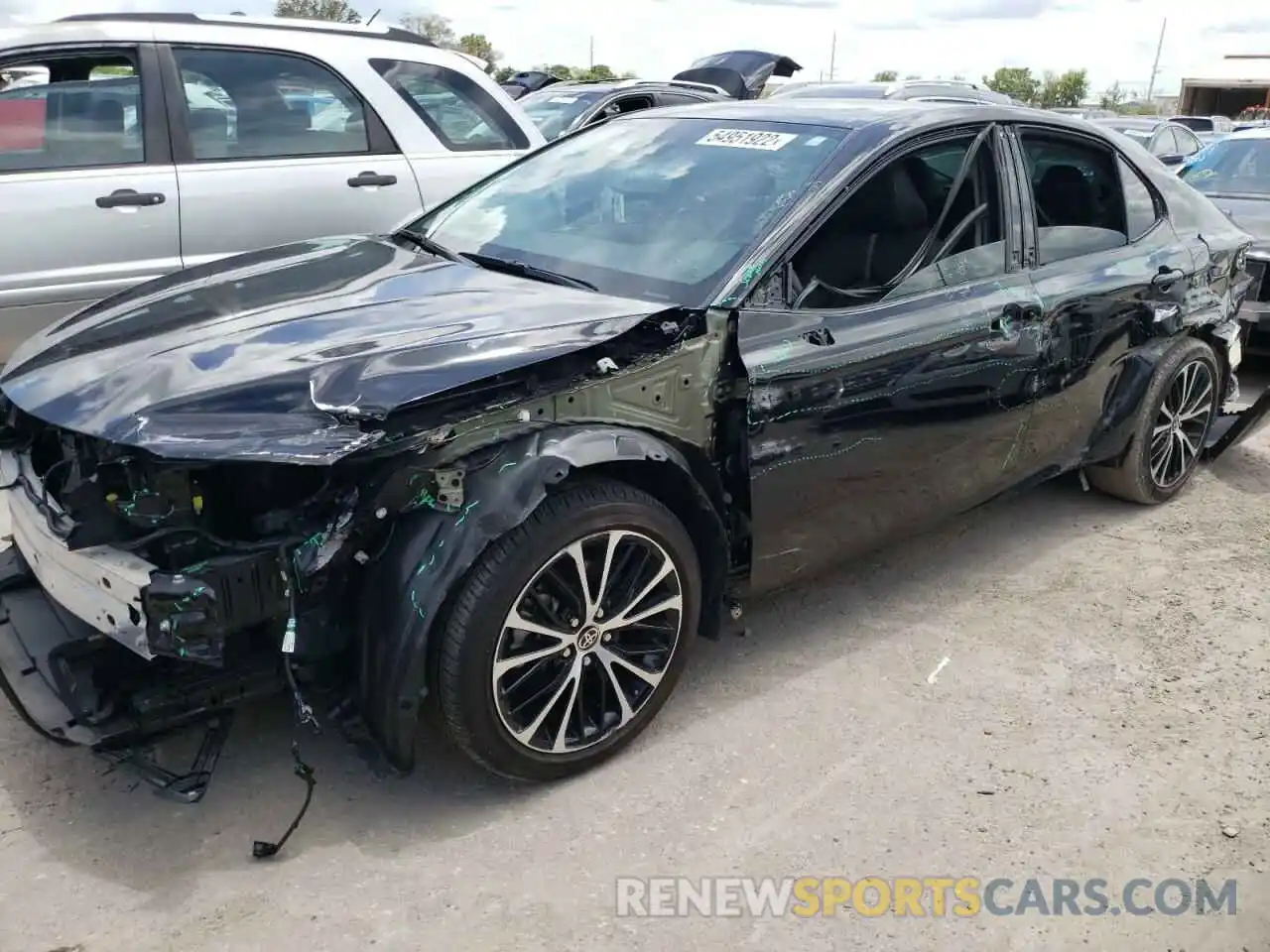 9 Photograph of a damaged car 4T1G11AKXLU506770 TOYOTA CAMRY 2020